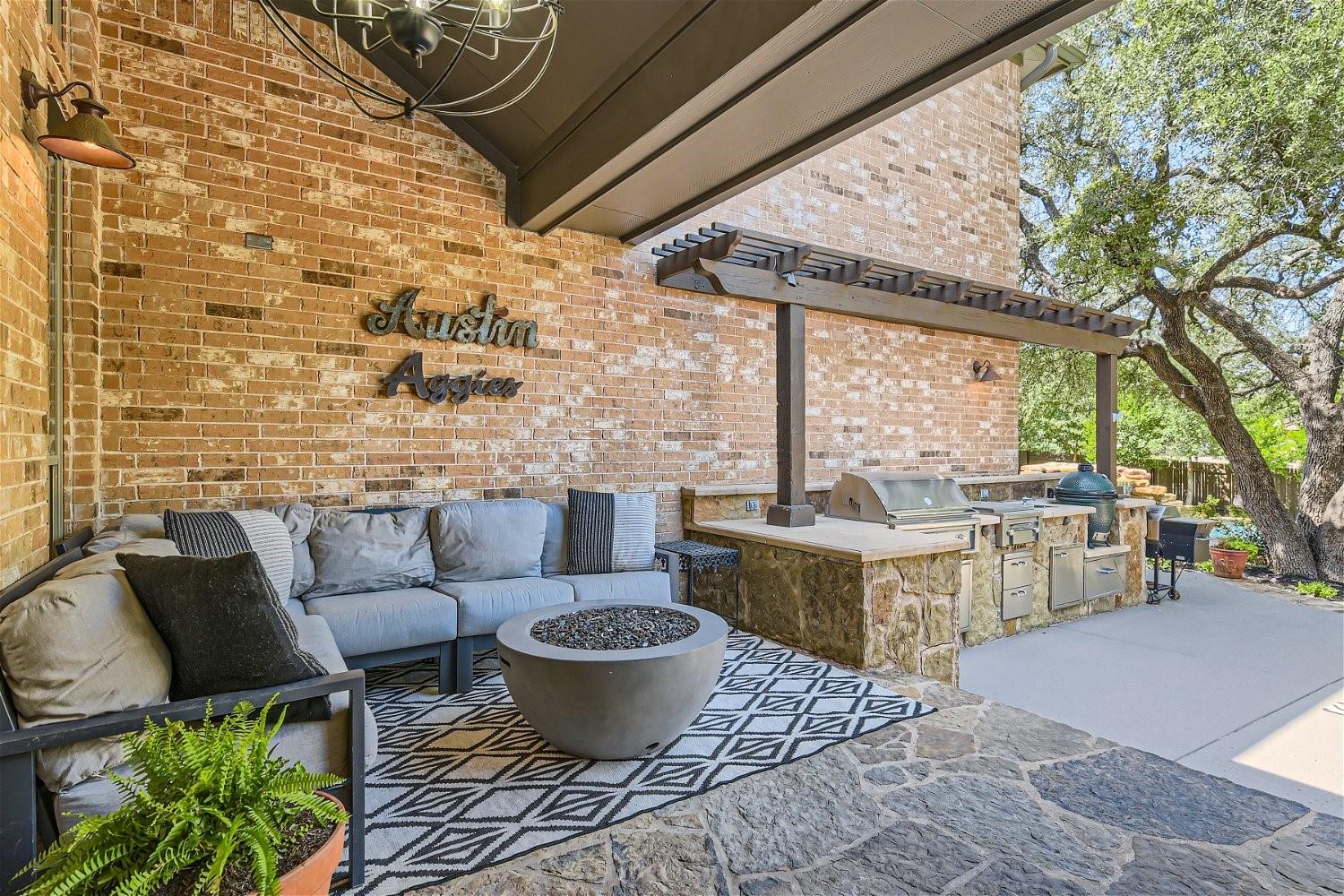 12212 Azure Shores Ct, Austin, TX 78732