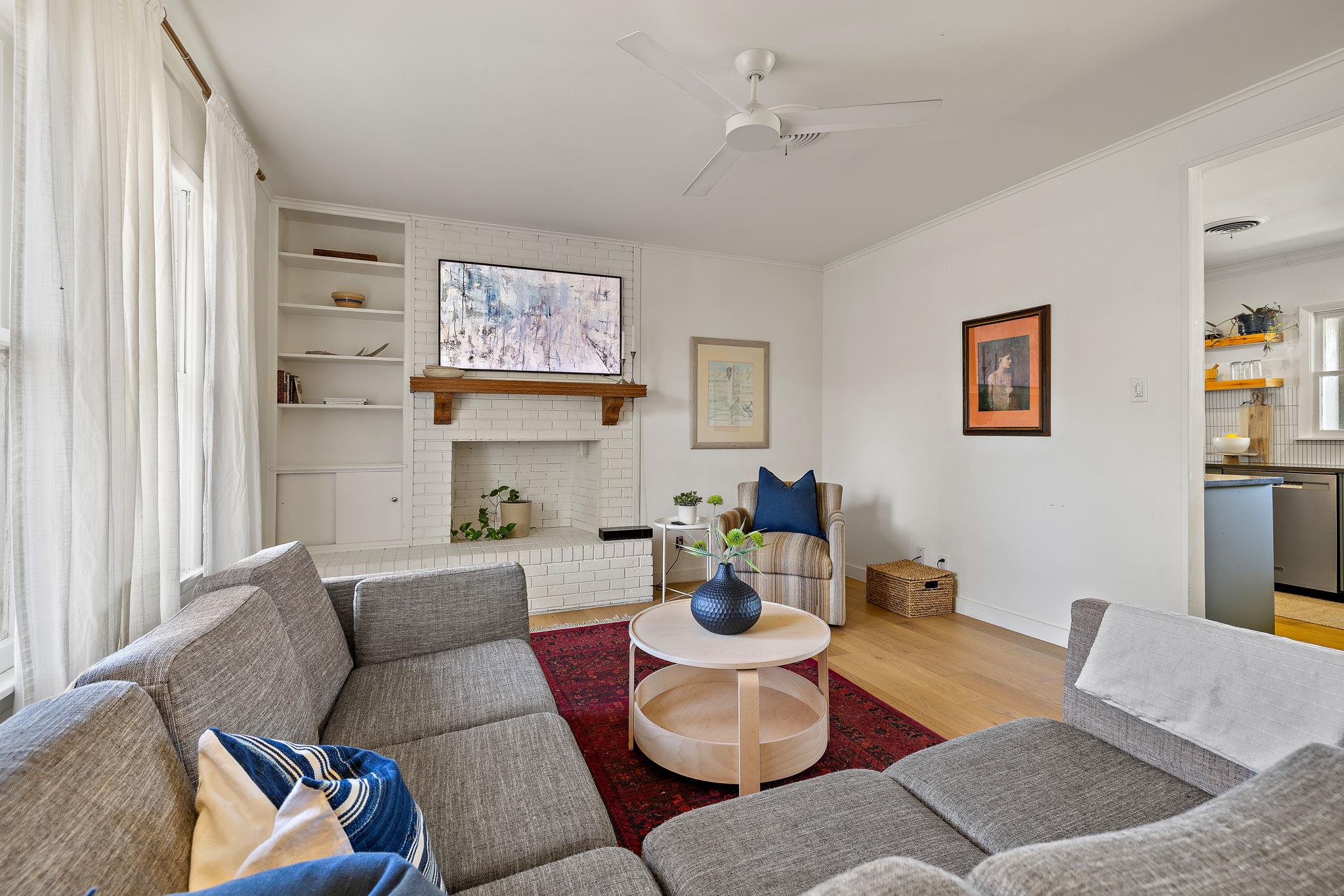 1802 Hutto Rd, Georgetown, TX 78626