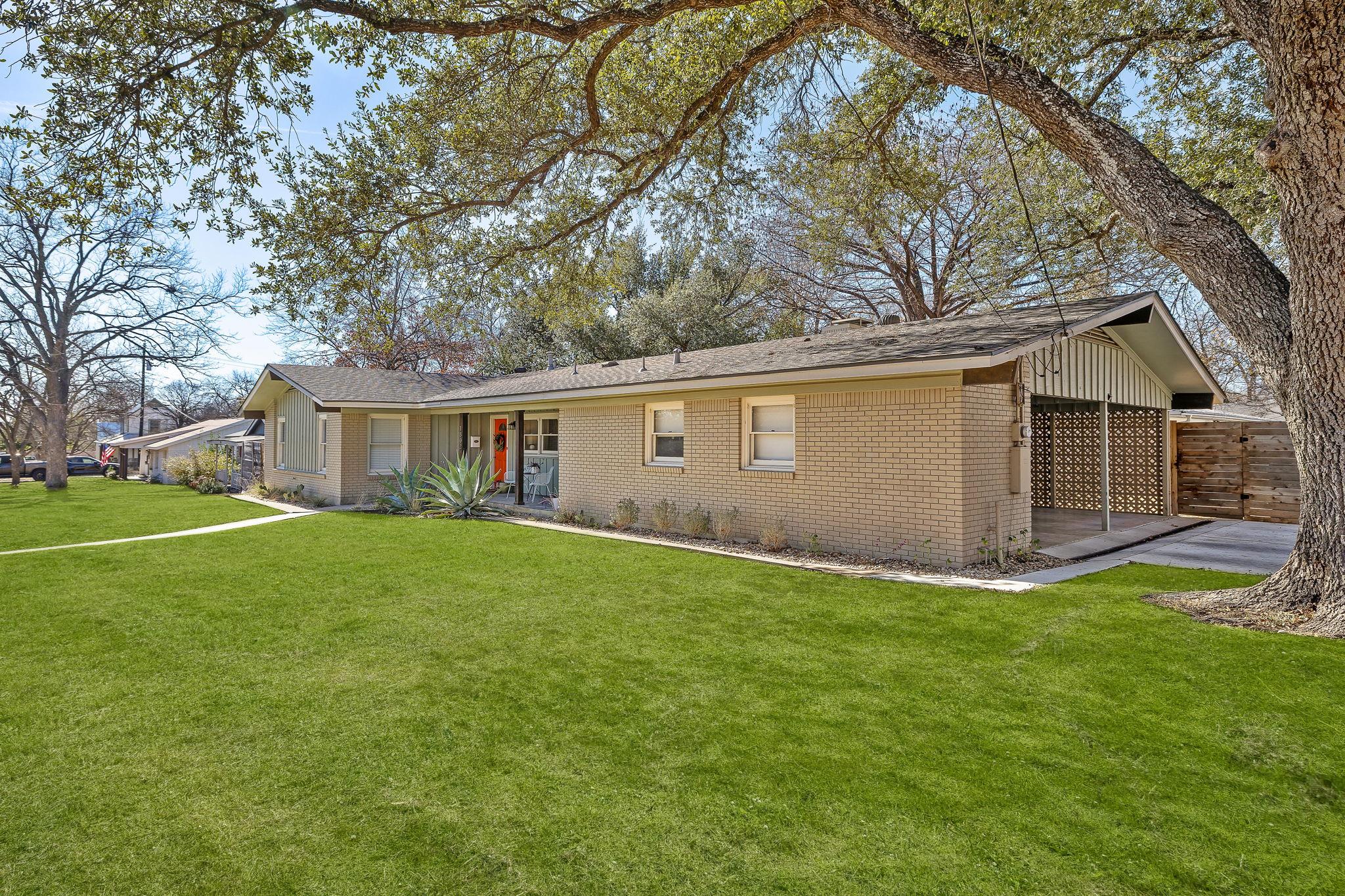 1802 Hutto Rd, Georgetown, TX 78626