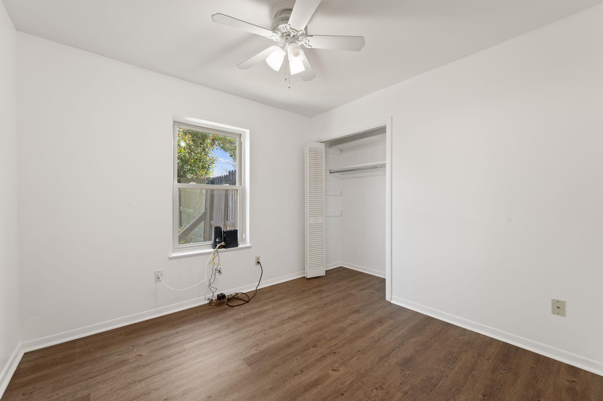 1400 Summit Cir, Taylor, TX 76574