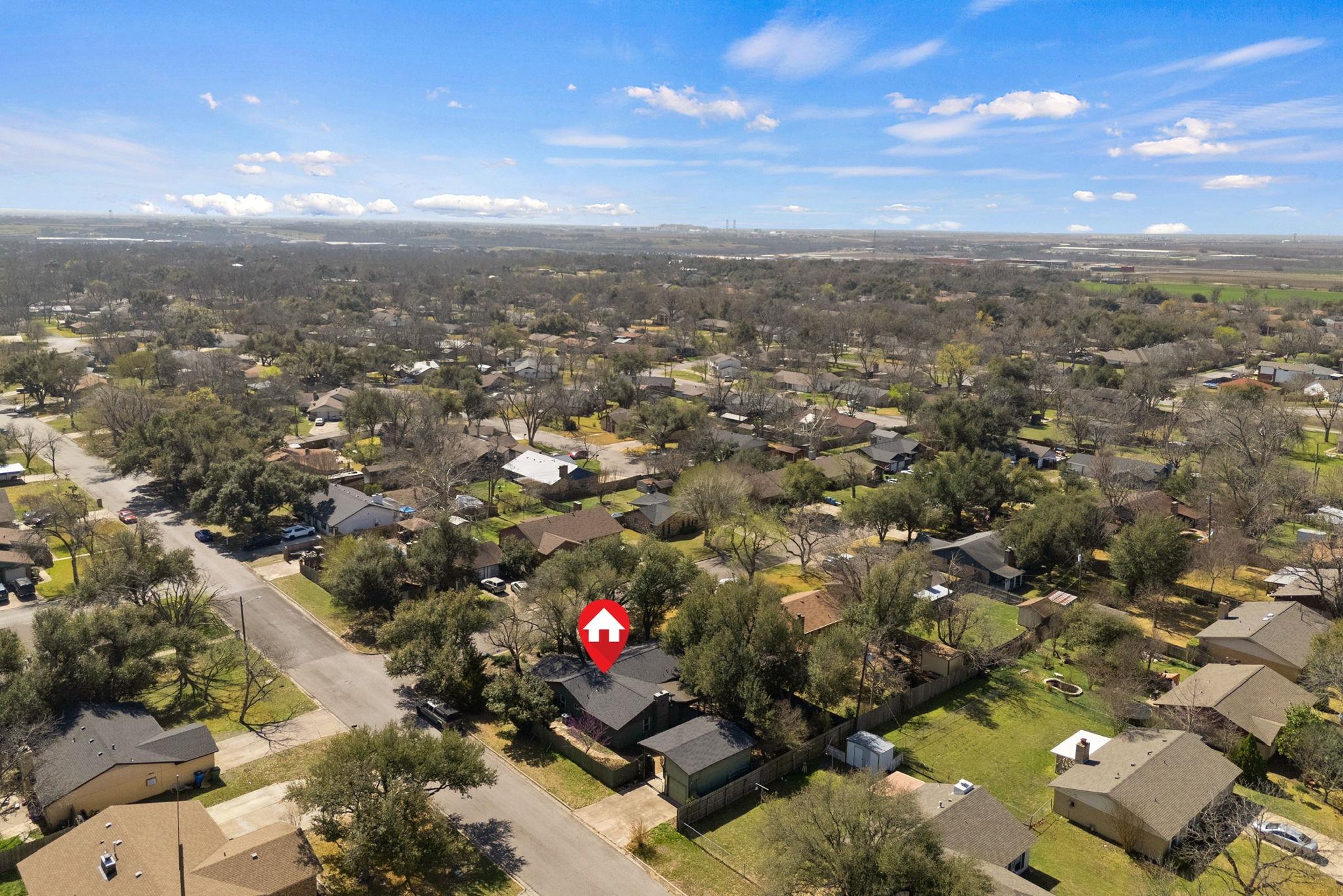 1400 Summit Cir, Taylor, TX 76574