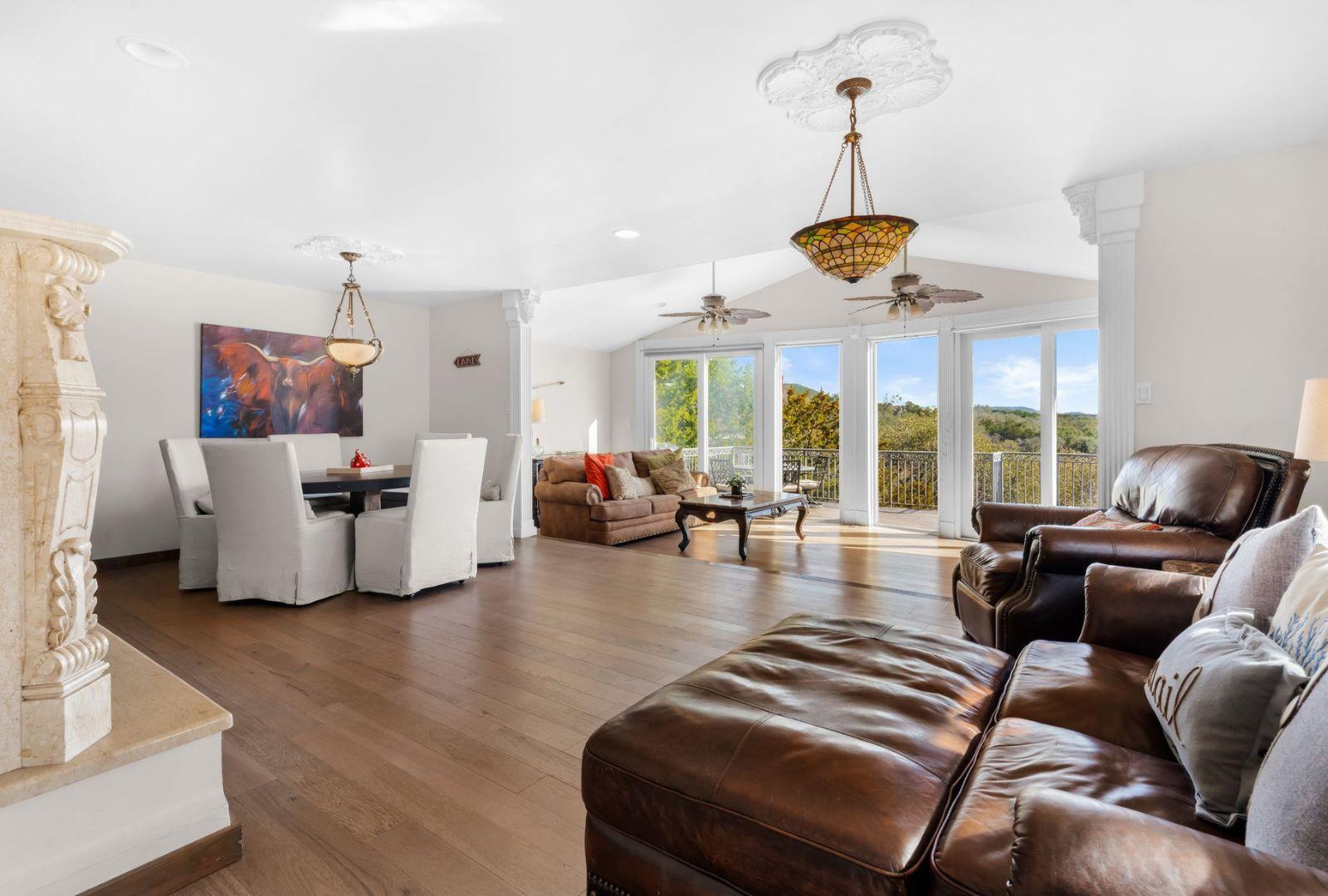 8101 Sharon Rd, Volente, TX 78641