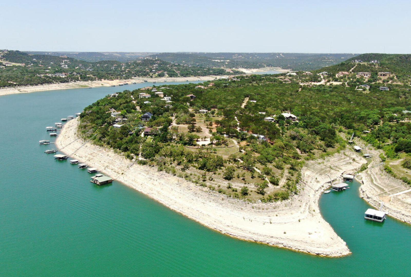 8101 Sharon Rd, Volente, TX 78641