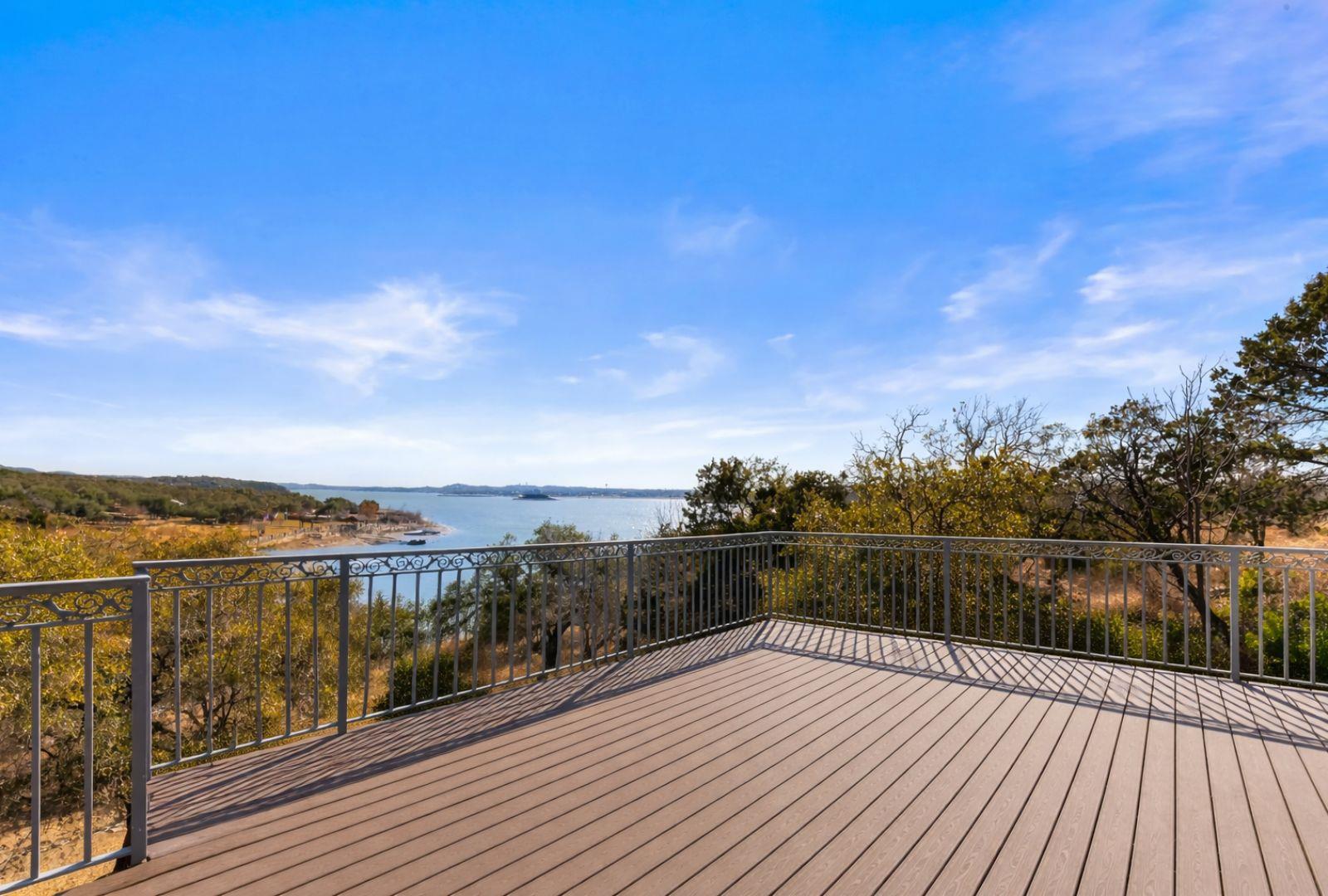 8101 Sharon Rd, Volente, TX 78641