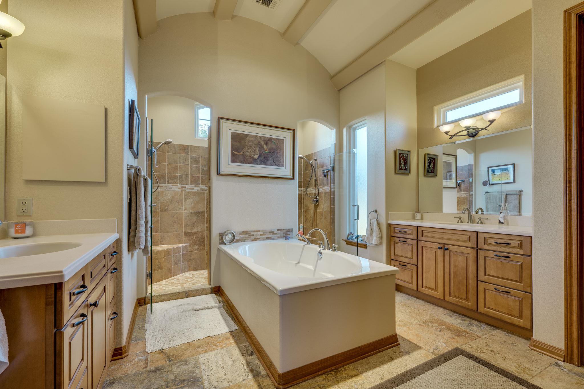 901 County Road 250, Georgetown, TX 78633