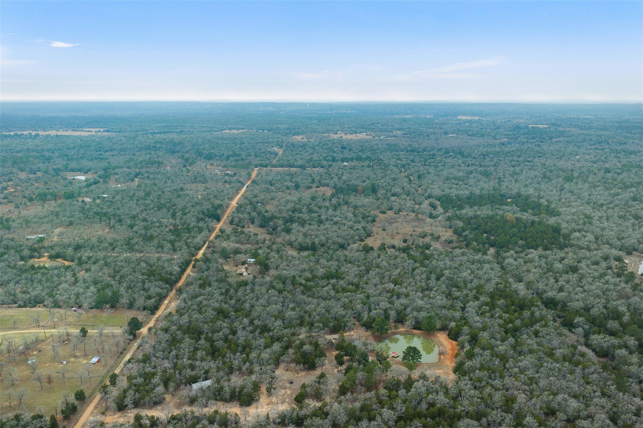 150 Turner Ln, Paige, TX 78659