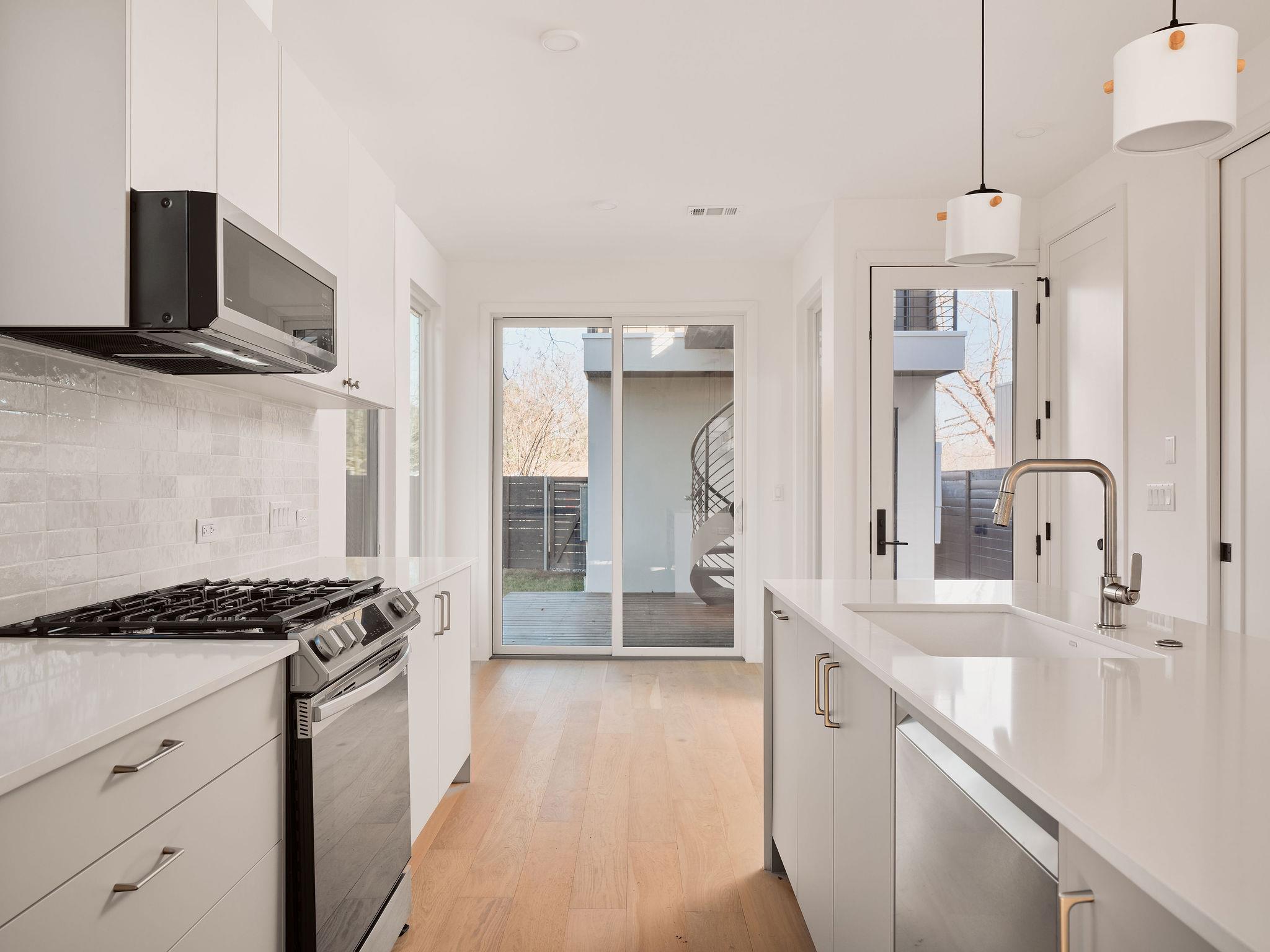 3209 Dolphin Dr # 2, Austin, TX 78704