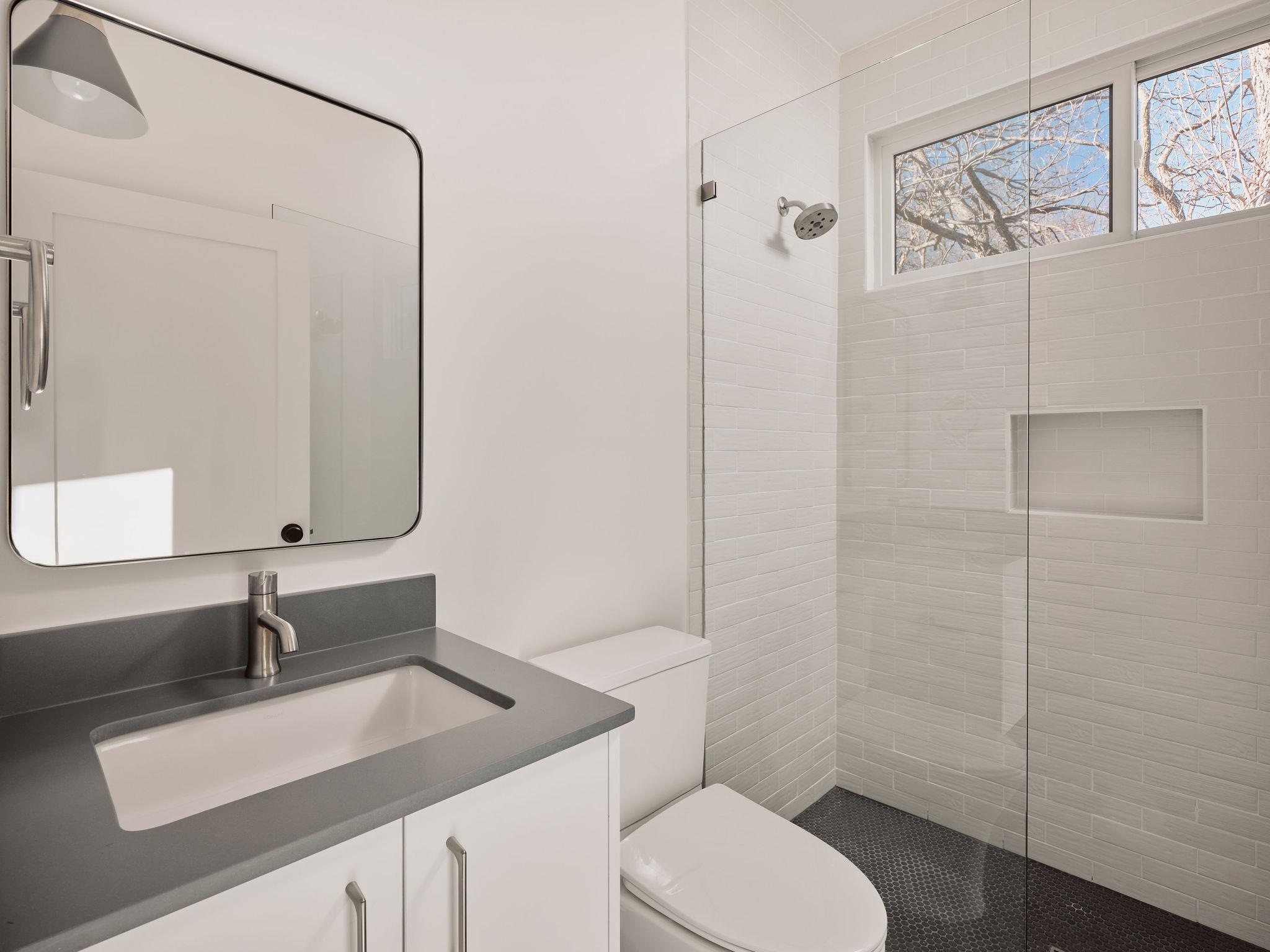 3209 Dolphin Dr # 2, Austin, TX 78704