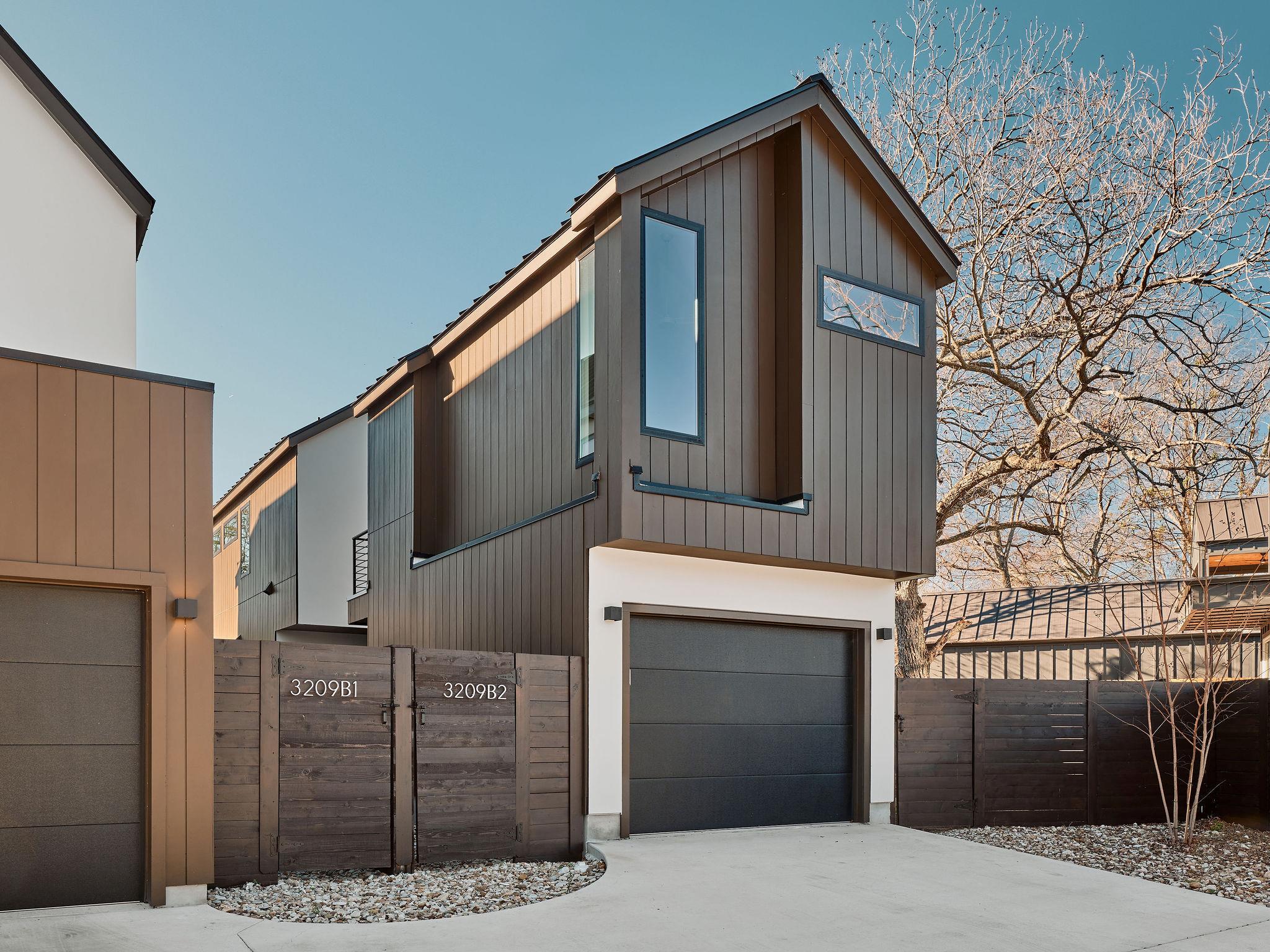 3209 Dolphin Dr # 2, Austin, TX 78704