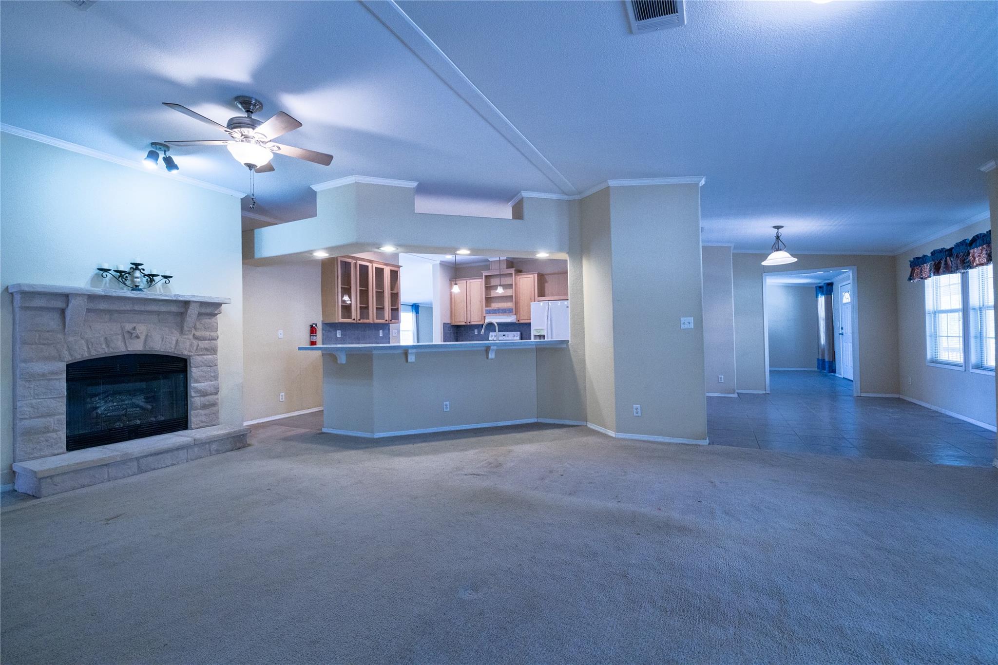 1400 Seminole Trl, Dale, TX 78616