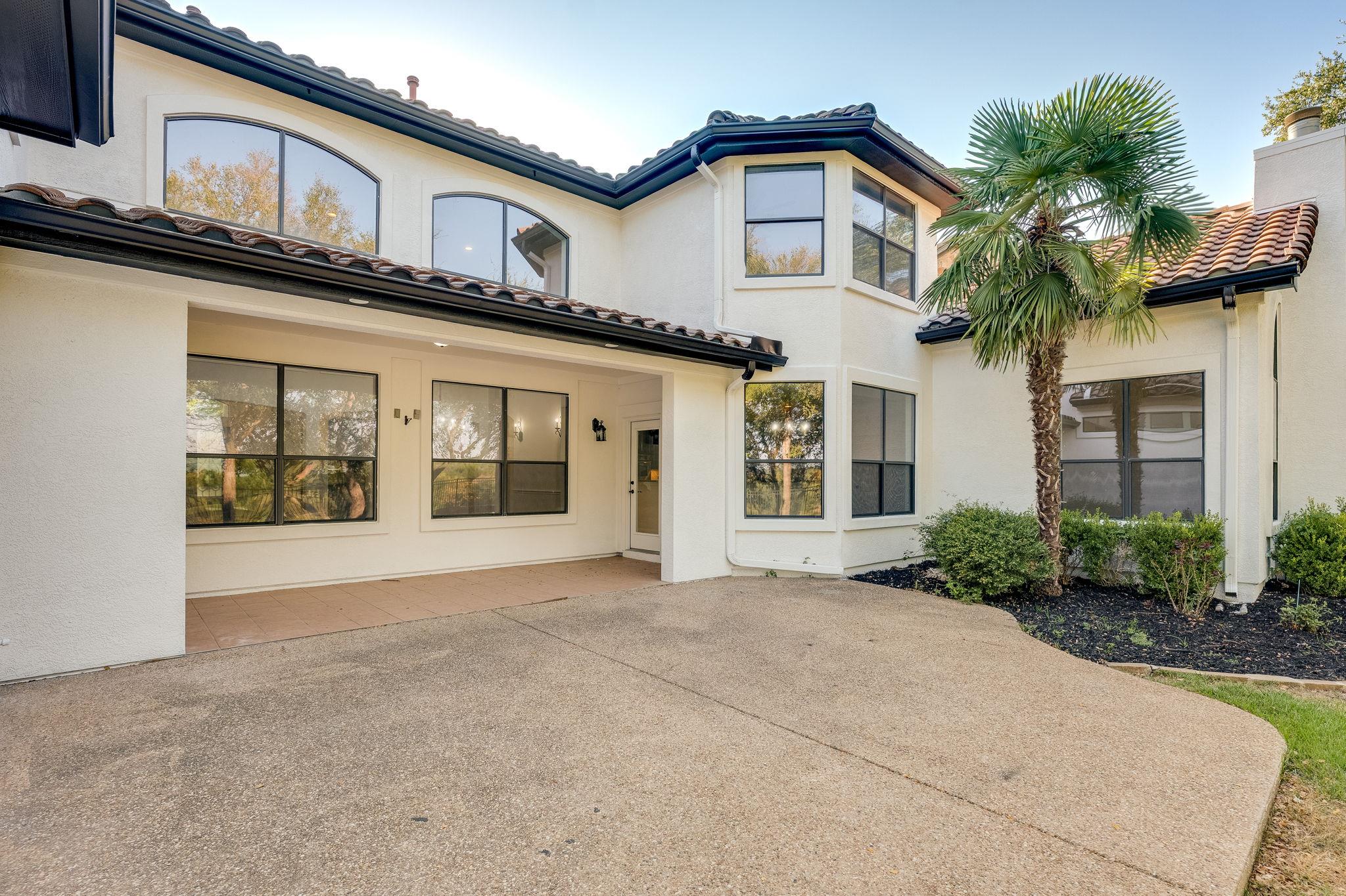 11516 Eagles Glen Dr, Austin, TX 78732