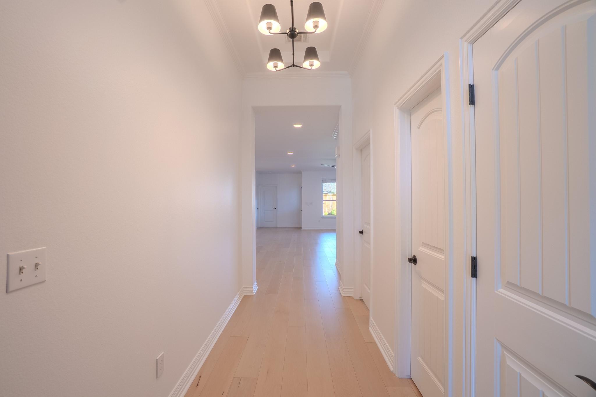 1914 Pasadena Dr, Austin, TX 78757