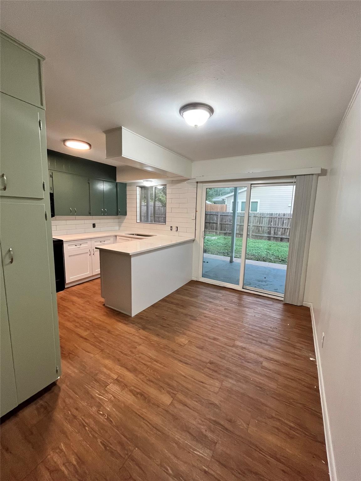 1400 Fairground unit A St # A, Taylor, TX 76574