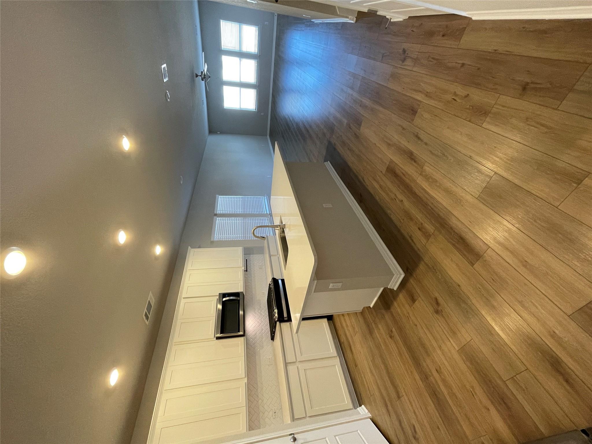 105 Sun Grove Trl, Georgetown, TX 78628