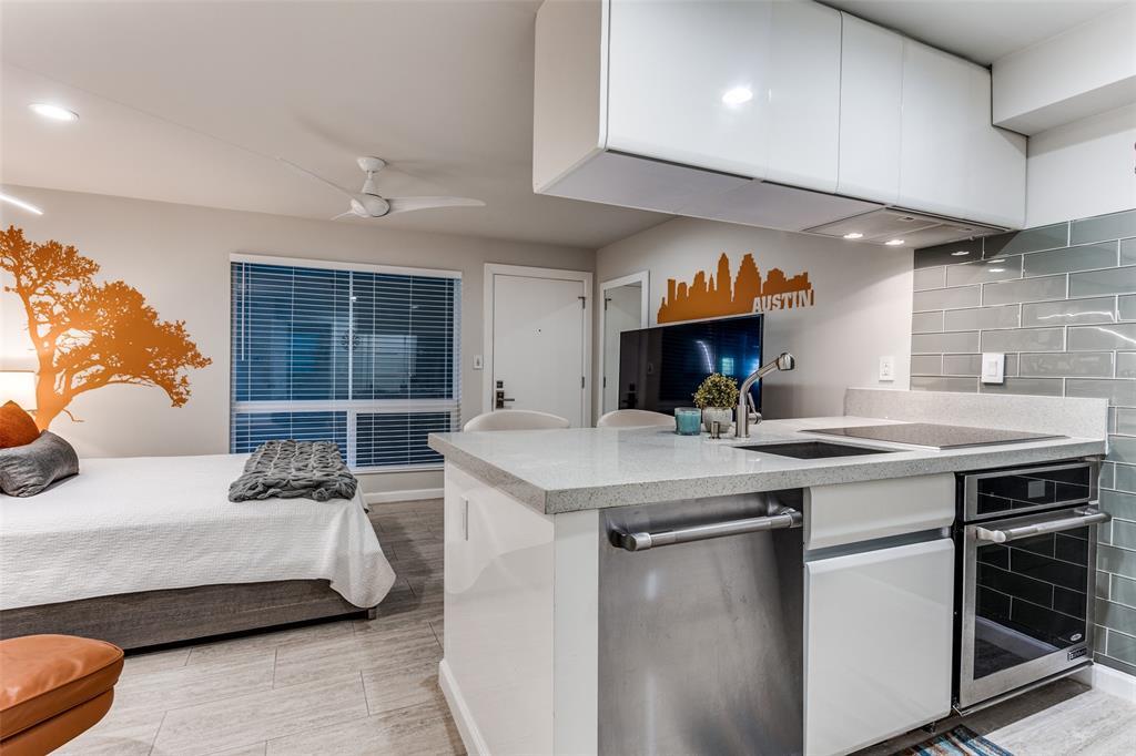 3110 Red River St # D-107, Austin, TX 78705