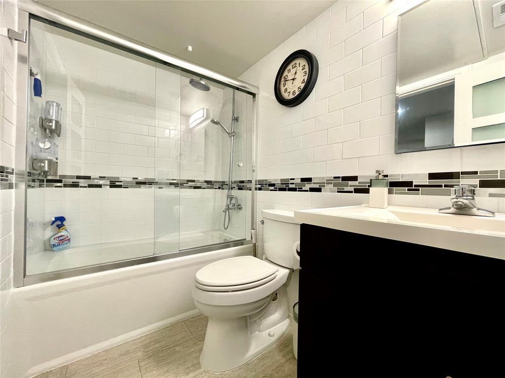 3110 Red River St # D-107, Austin, TX 78705