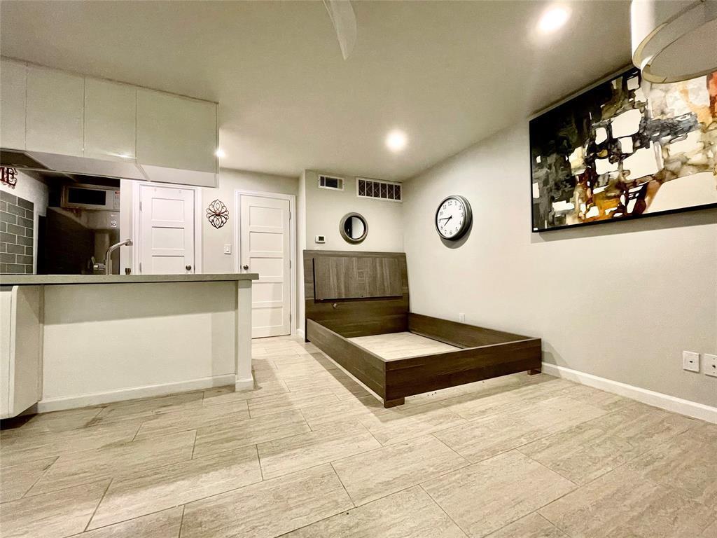 3110 Red River St # D-107, Austin, TX 78705