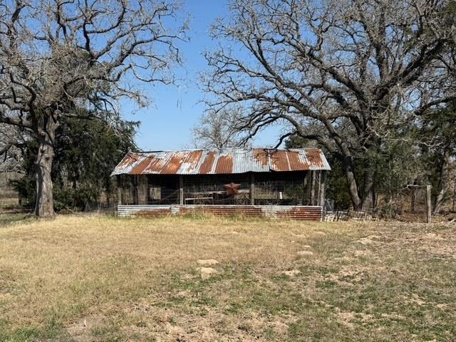 145 Three Oaks Ln, Bastrop, TX 78602