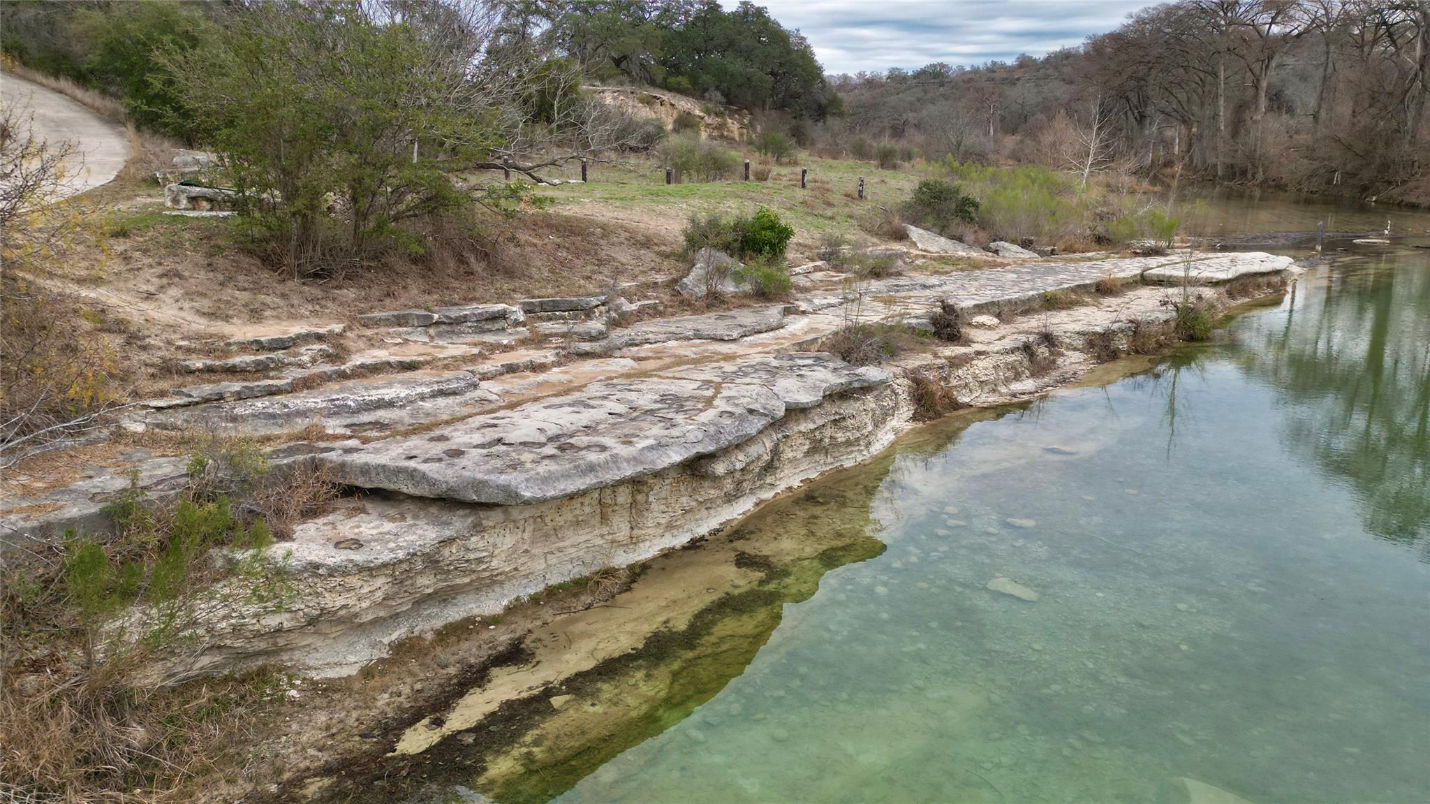 450 Windmill Oaks Dr, Wimberley, TX 78676