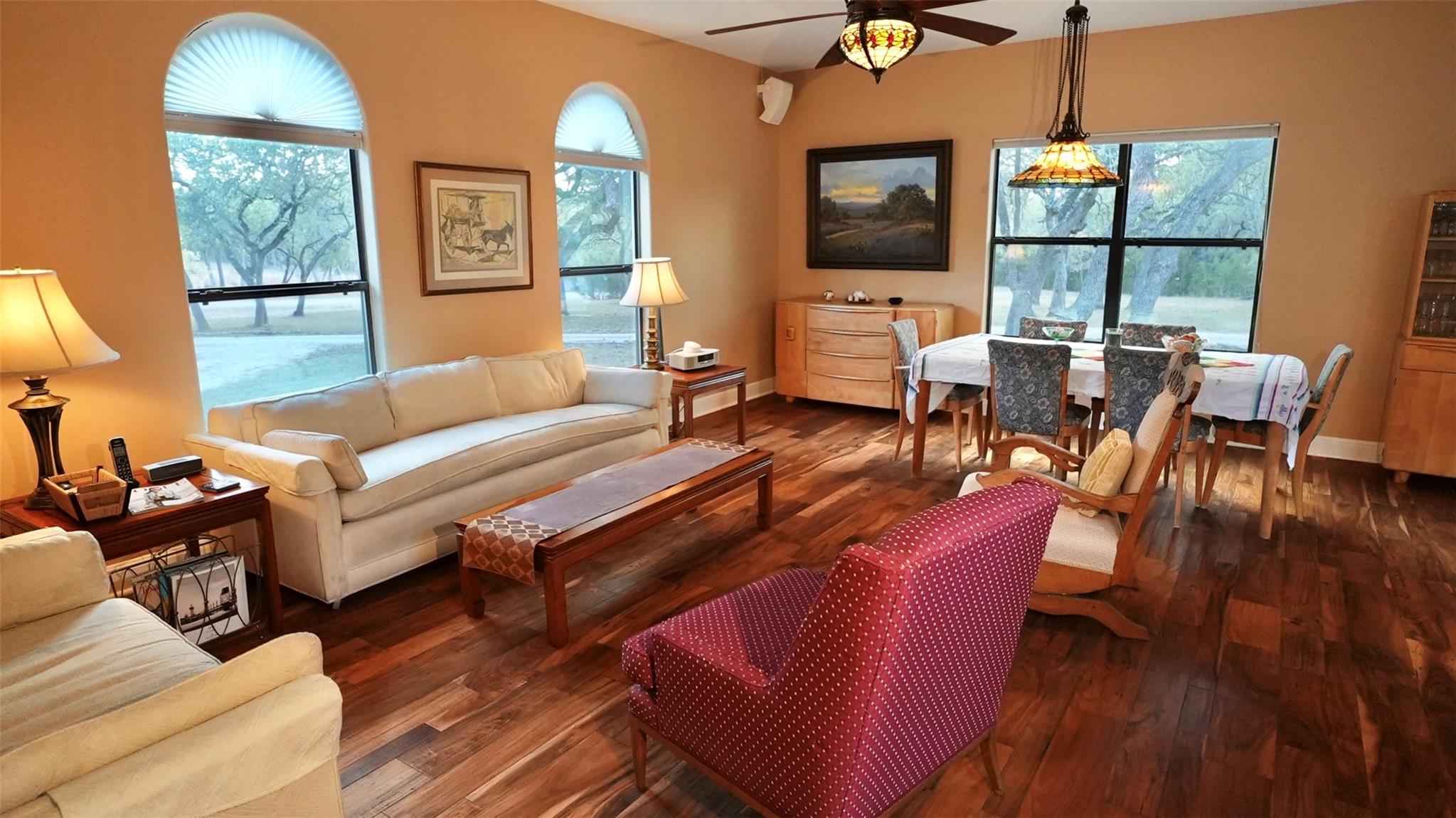 450 Windmill Oaks Dr, Wimberley, TX 78676