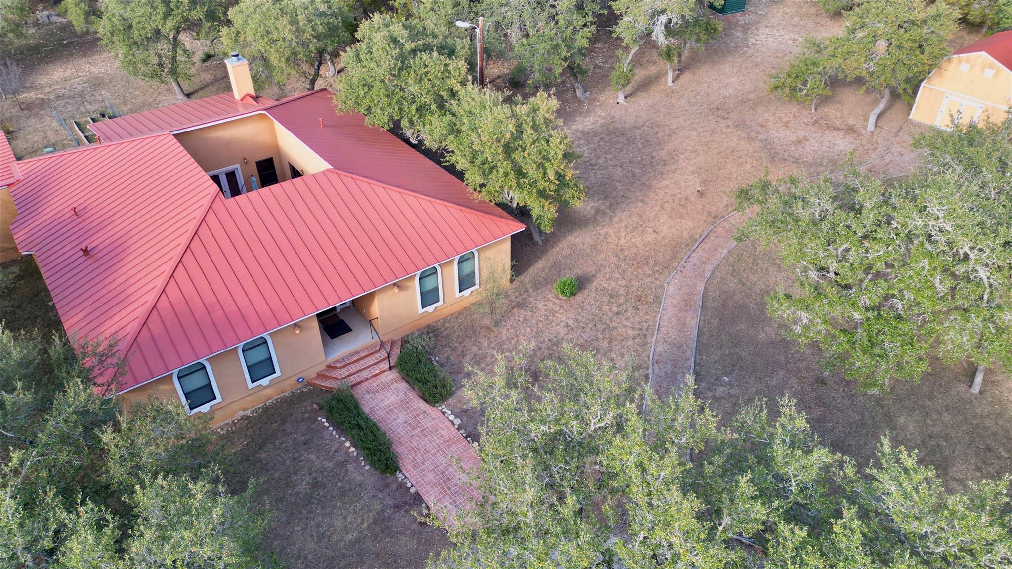 450 Windmill Oaks Dr, Wimberley, TX 78676