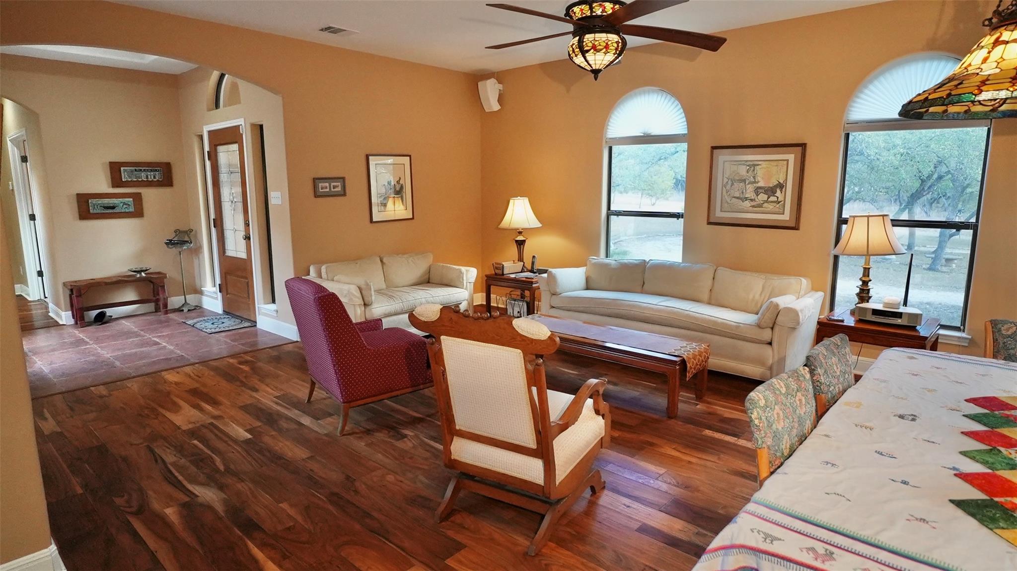 450 Windmill Oaks Dr, Wimberley, TX 78676