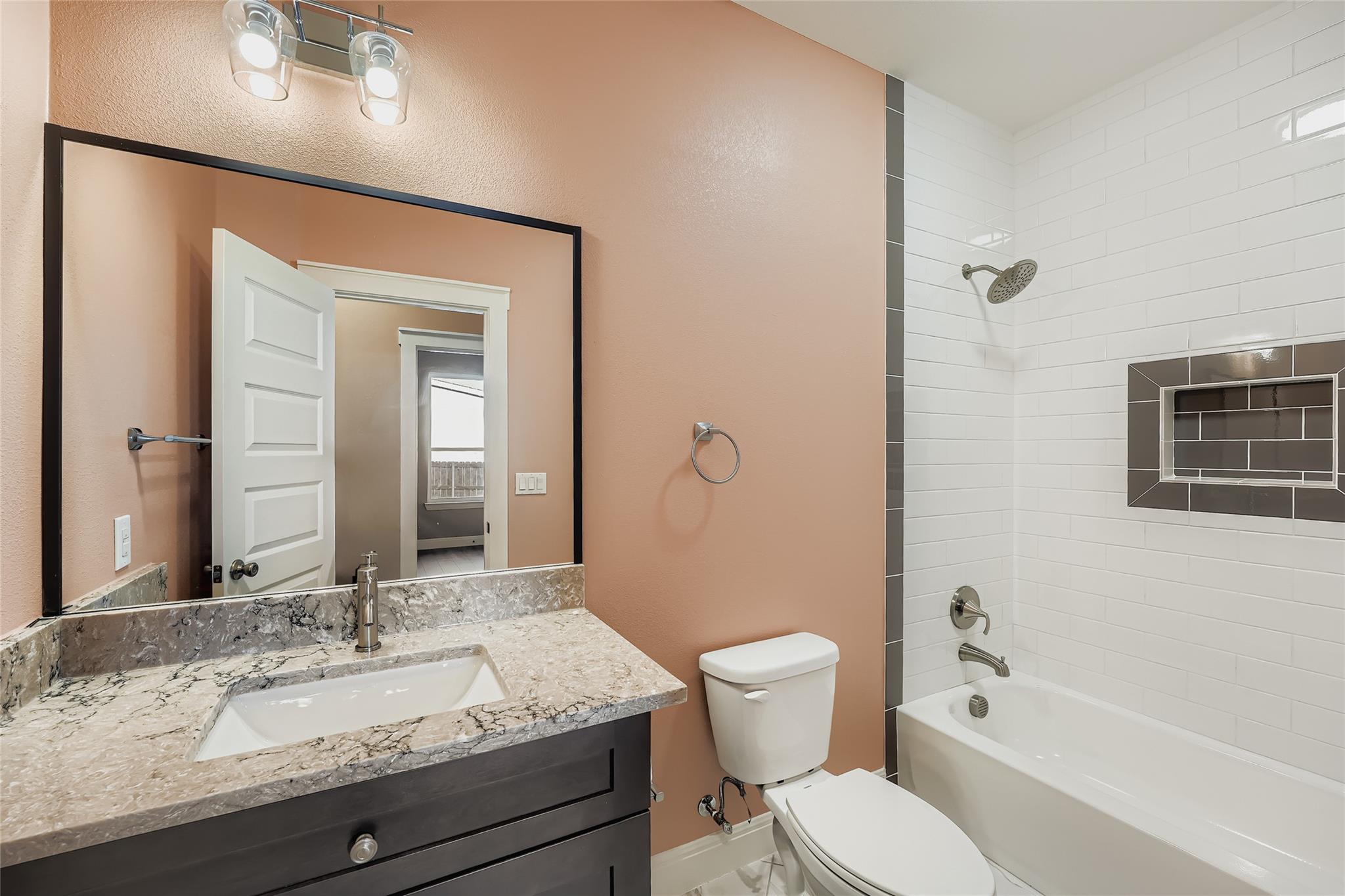 222 Arosa Dr, Elgin, TX 78621