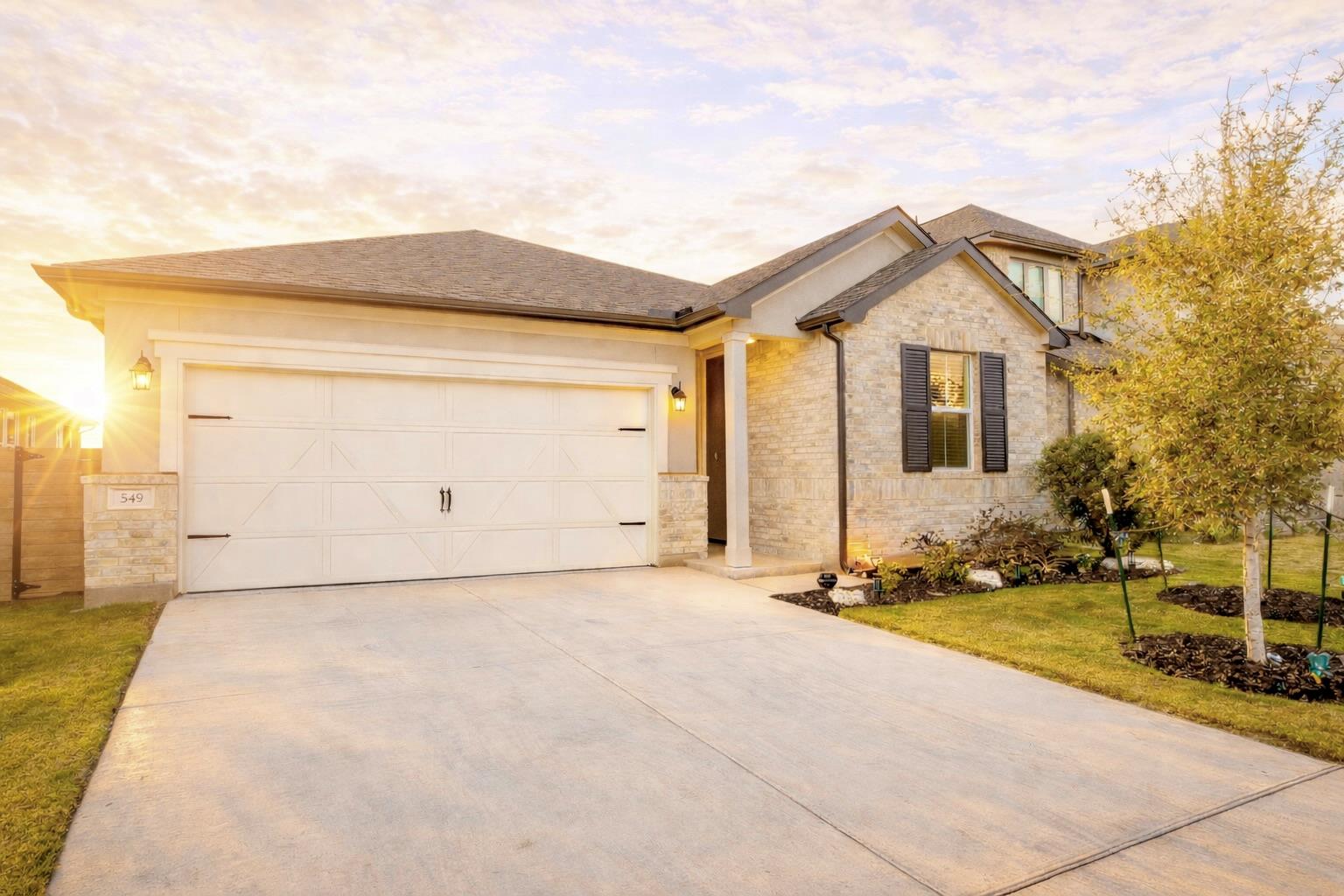 549 Raleigh Dr, Georgetown, TX 78633