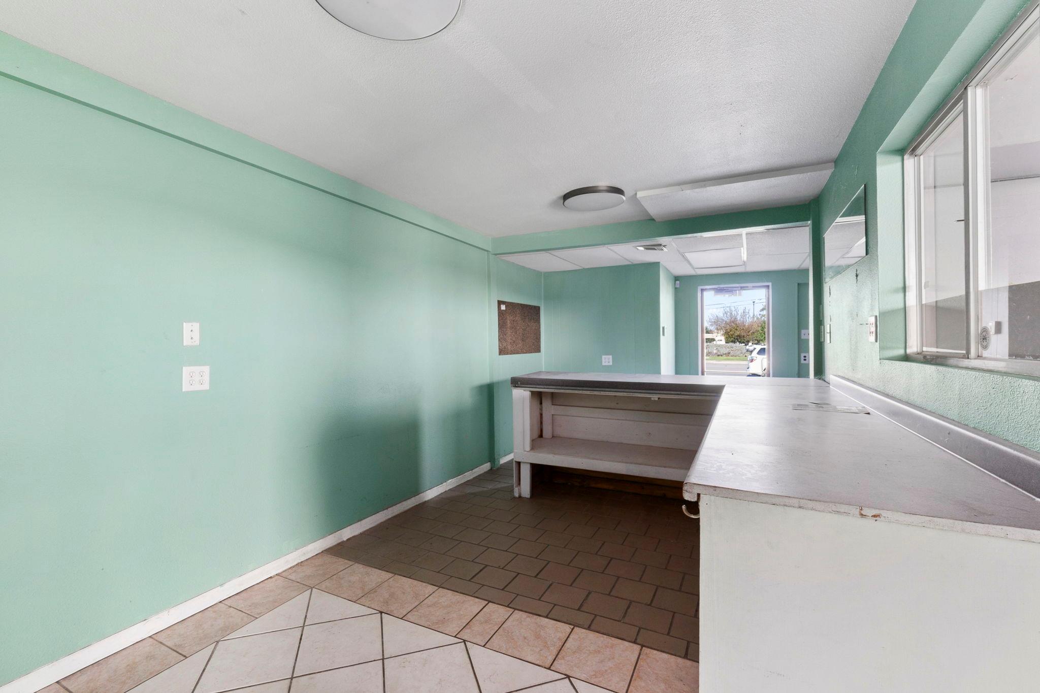 290 Wonder World Dr, San Marcos, TX 78666