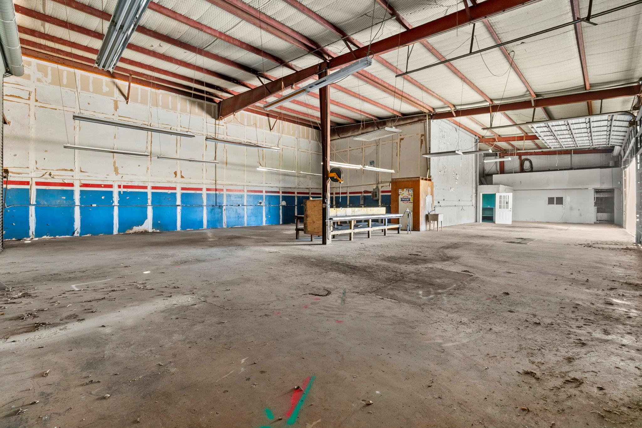 290 Wonder World Dr, San Marcos, TX 78666