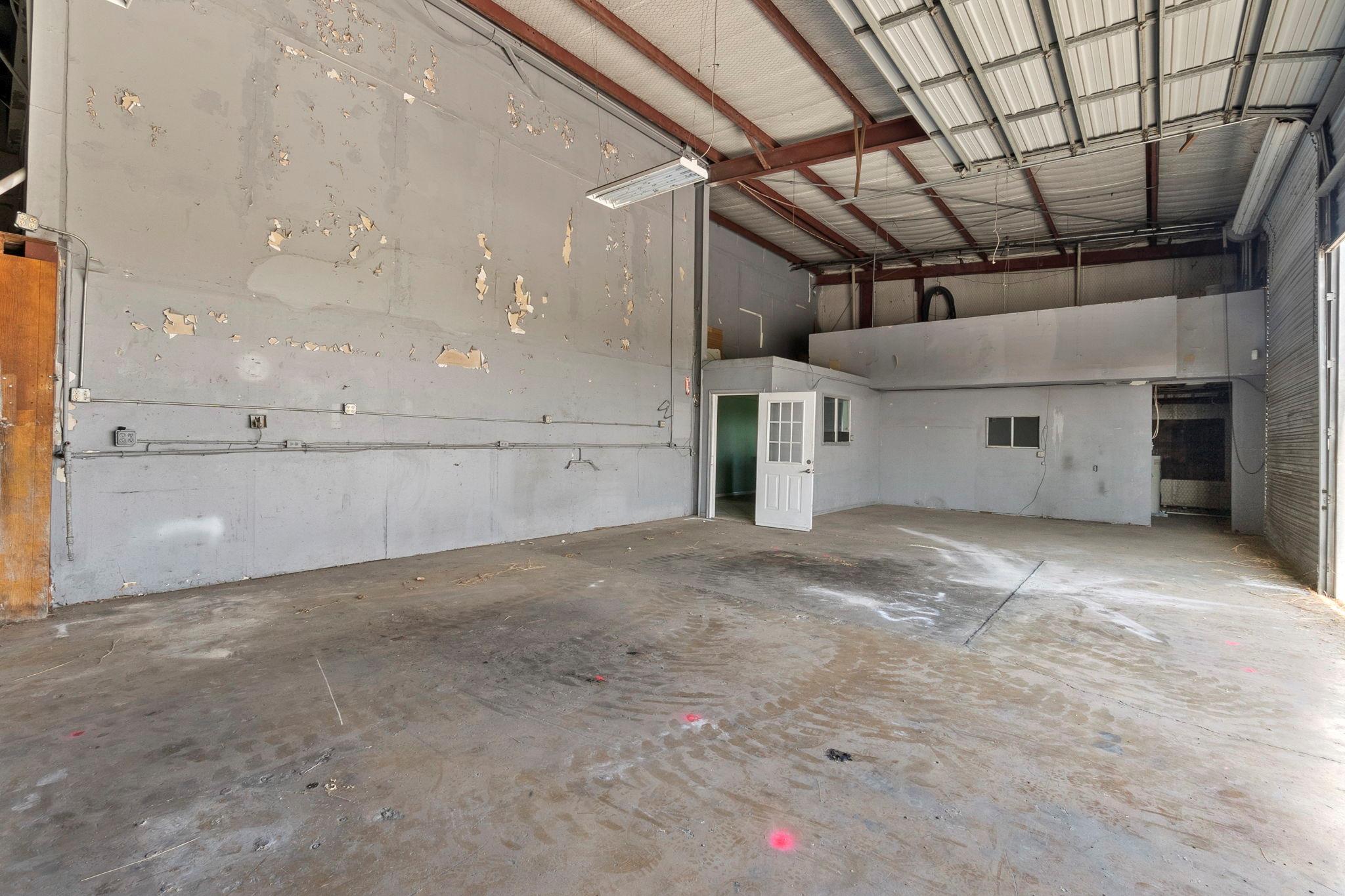 290 Wonder World Dr, San Marcos, TX 78666