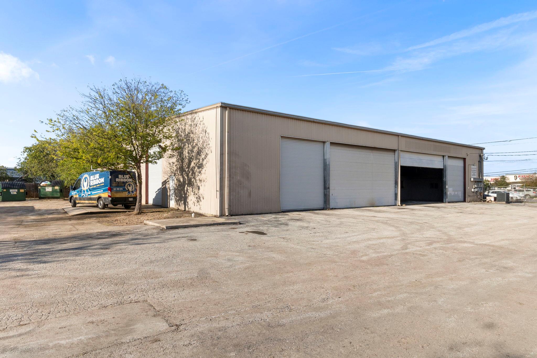 290 Wonder World Dr, San Marcos, TX 78666