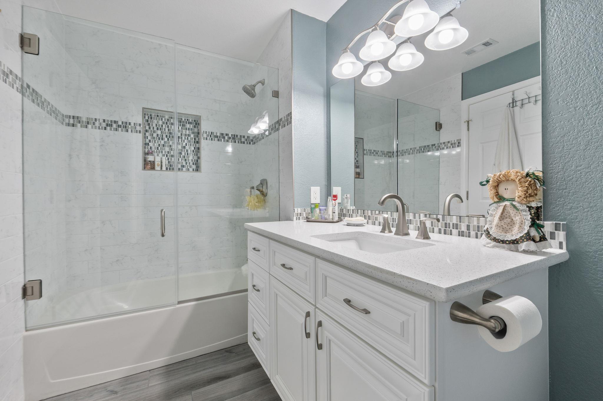 2147 Hilton Head Dr, Round Rock, TX 78664