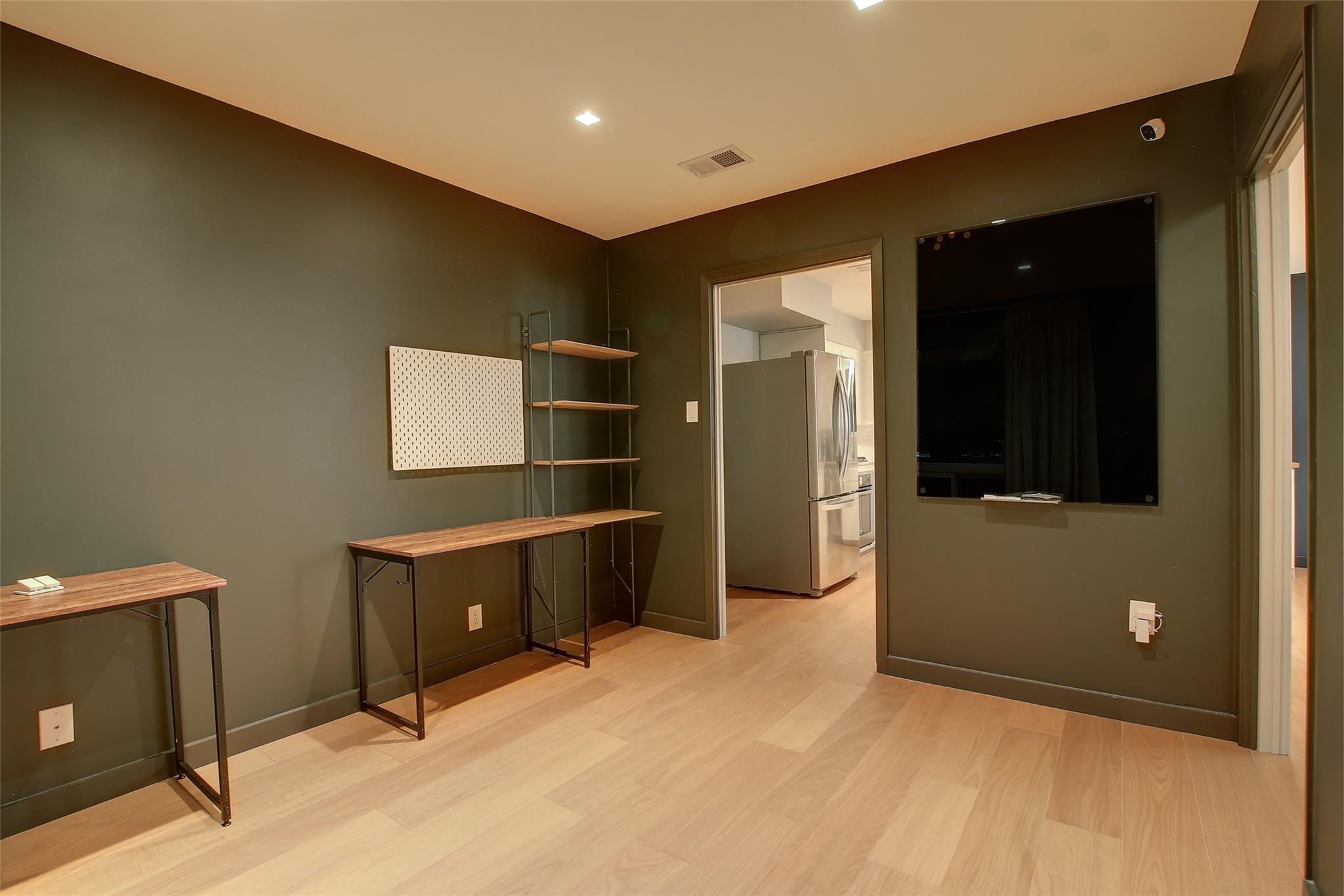 1723 Fawn Dr, Austin, TX 78741