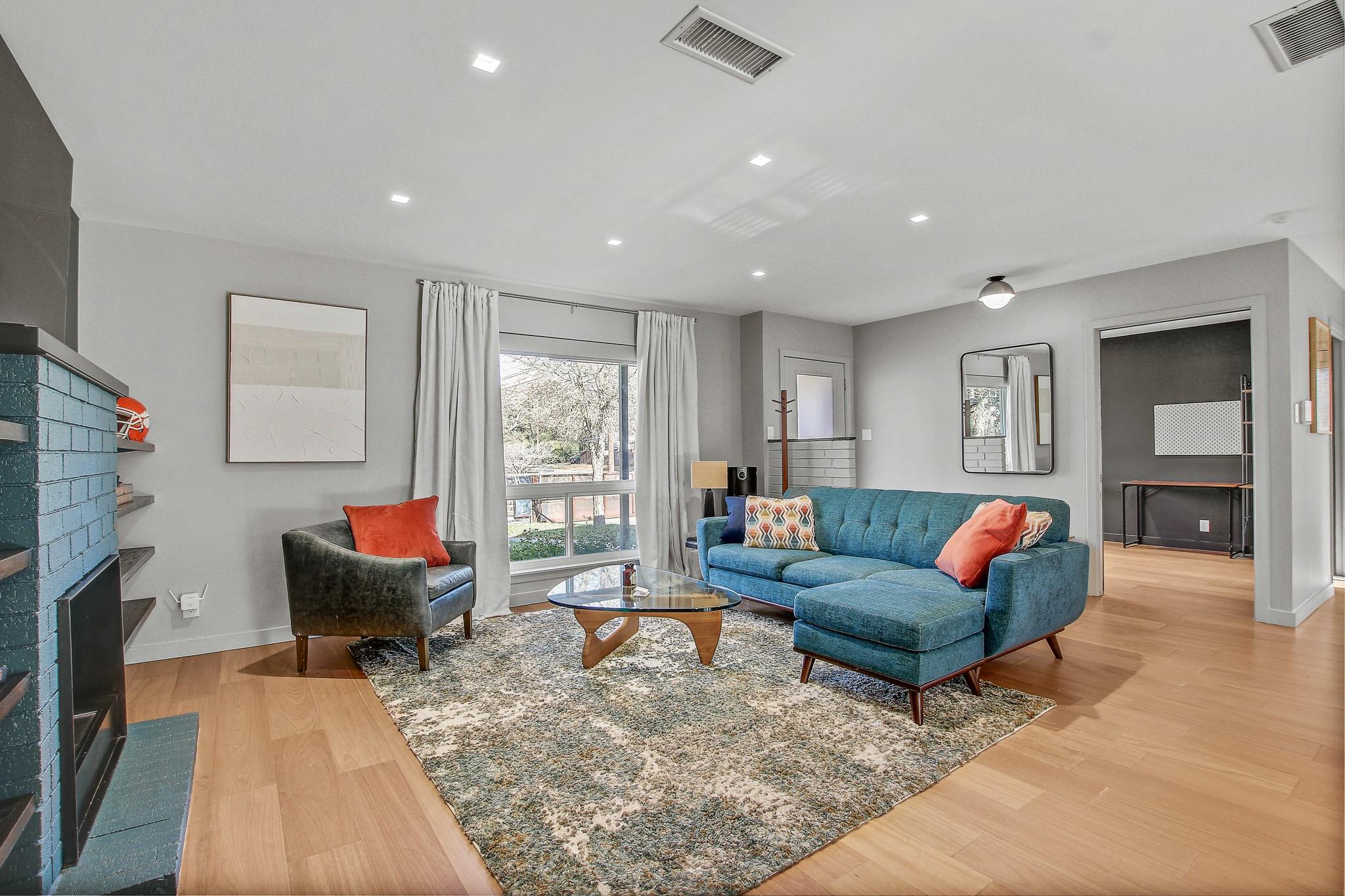 1723 Fawn Dr, Austin, TX 78741