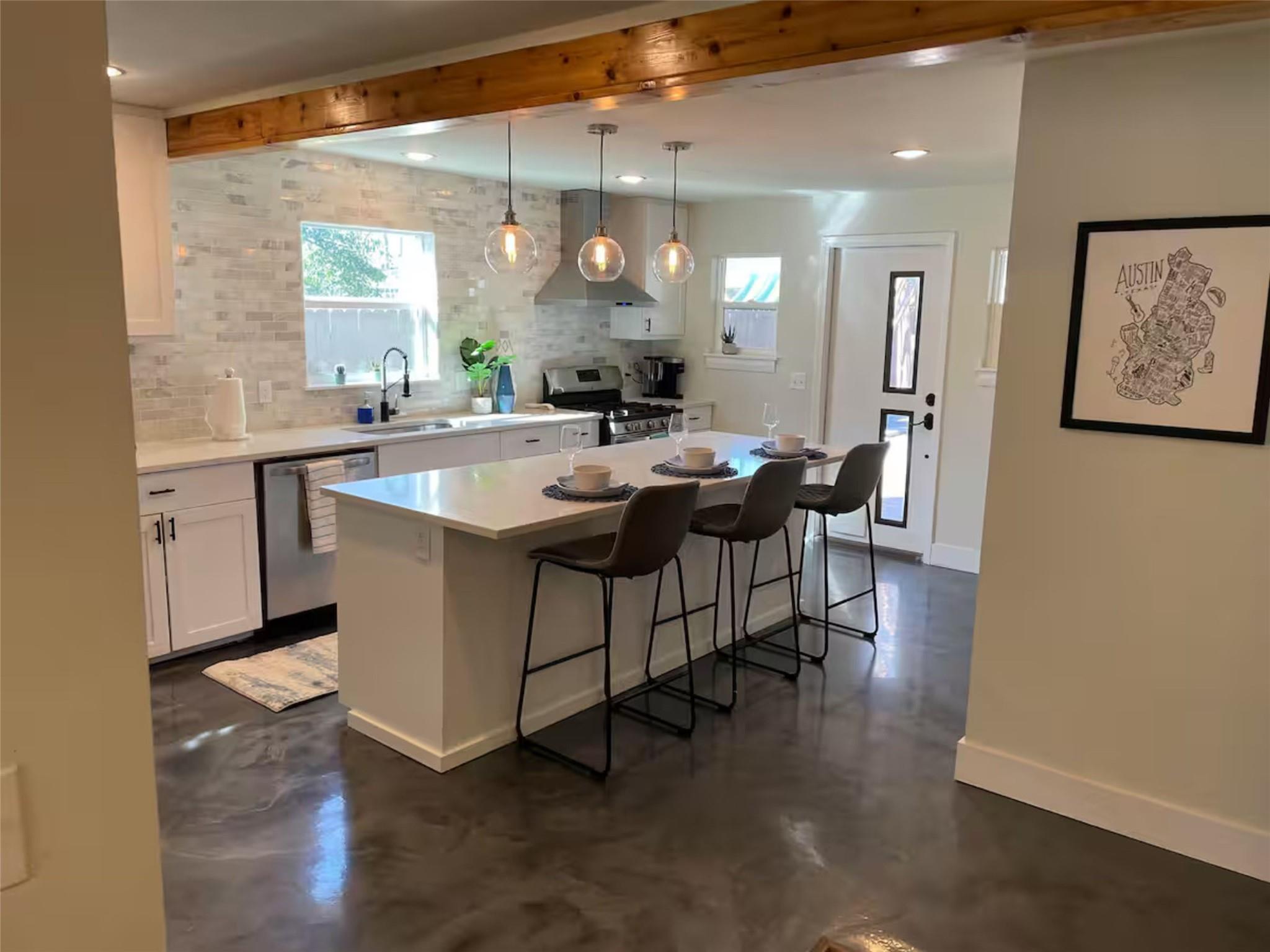 1406 Brentwood St # 1, Austin, TX 78757