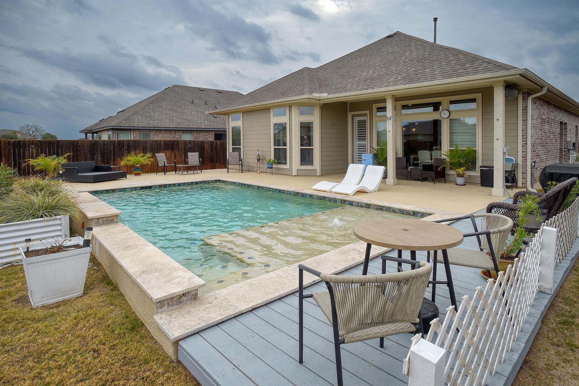 114 Millsaps Ct, Bastrop, TX 78602