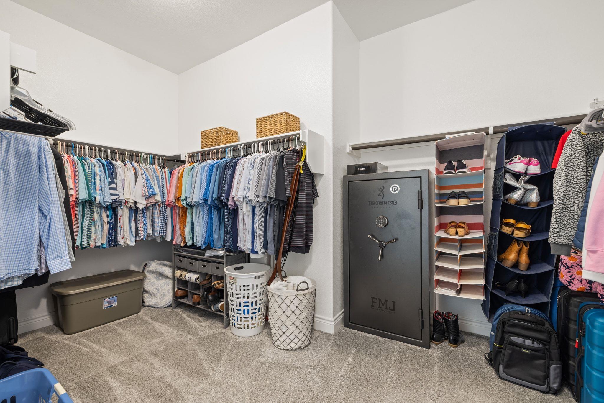 805 Gipper Ln, Leander, TX 78641