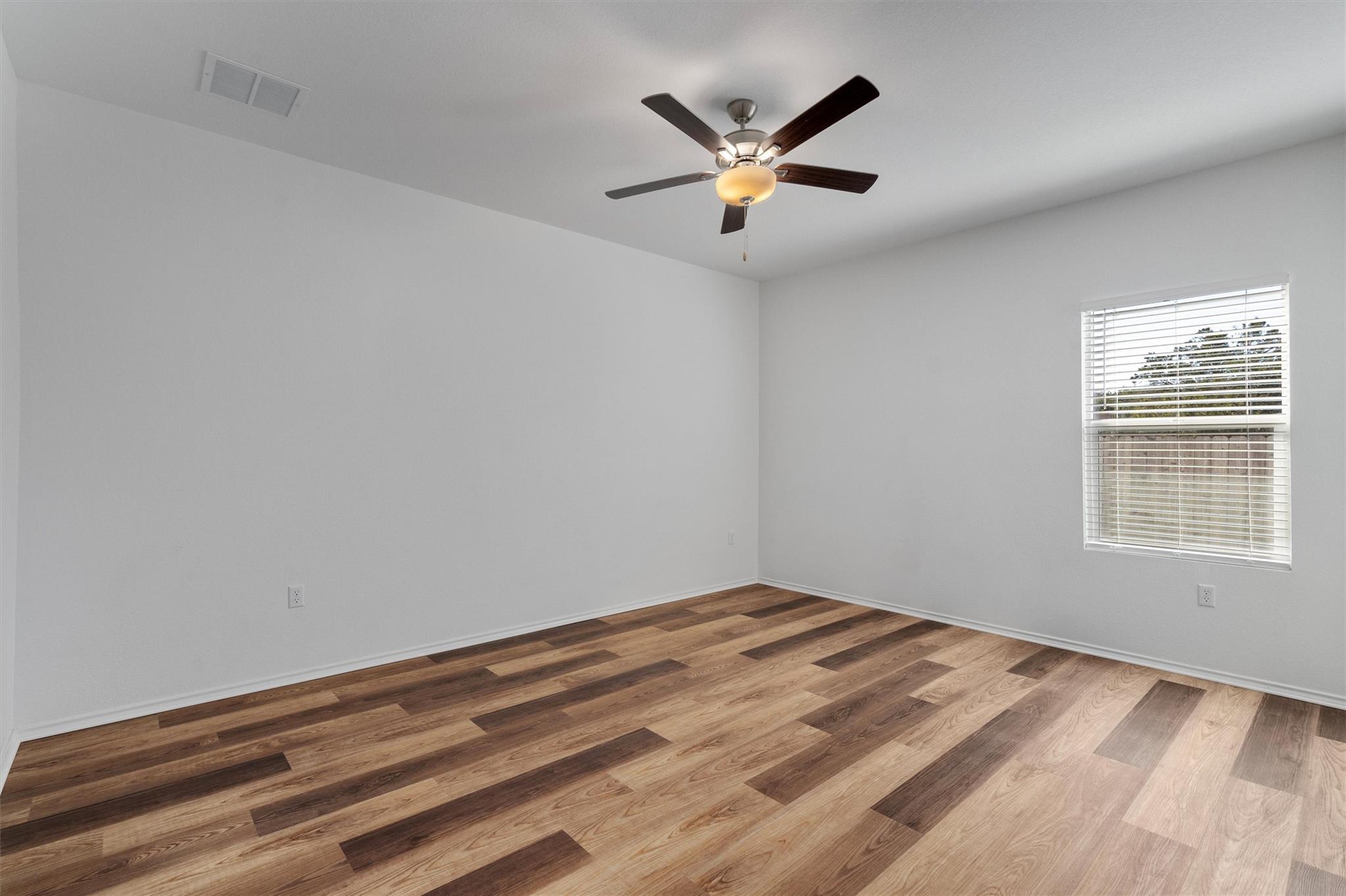 7704 Poppy Petal Dr Loop, Del Valle, TX 78617