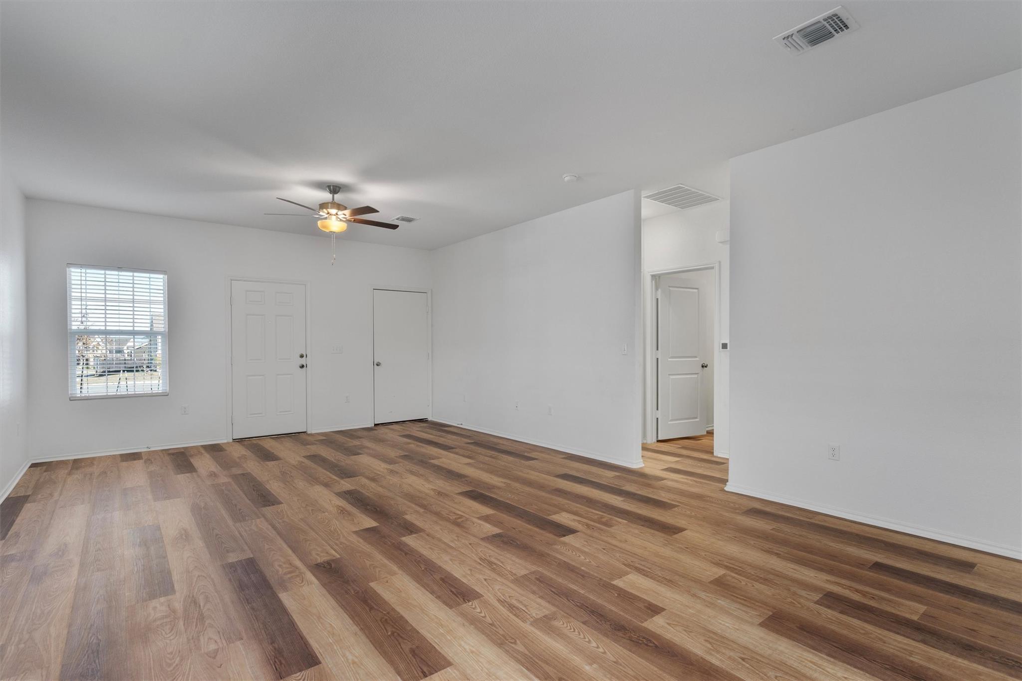 7704 Poppy Petal Dr Loop, Del Valle, TX 78617