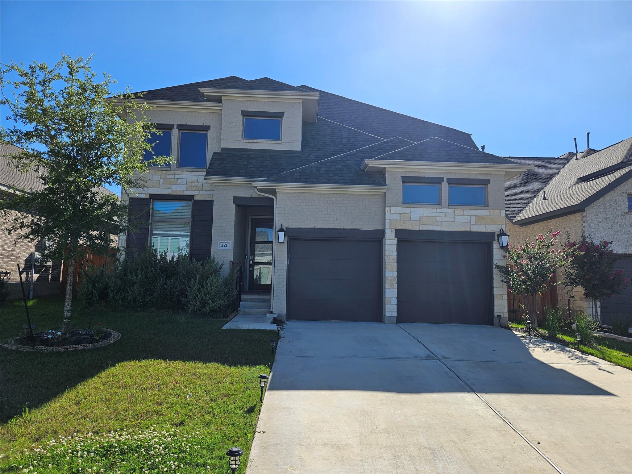 221 Bauer Loop, Liberty Hill, TX 78642