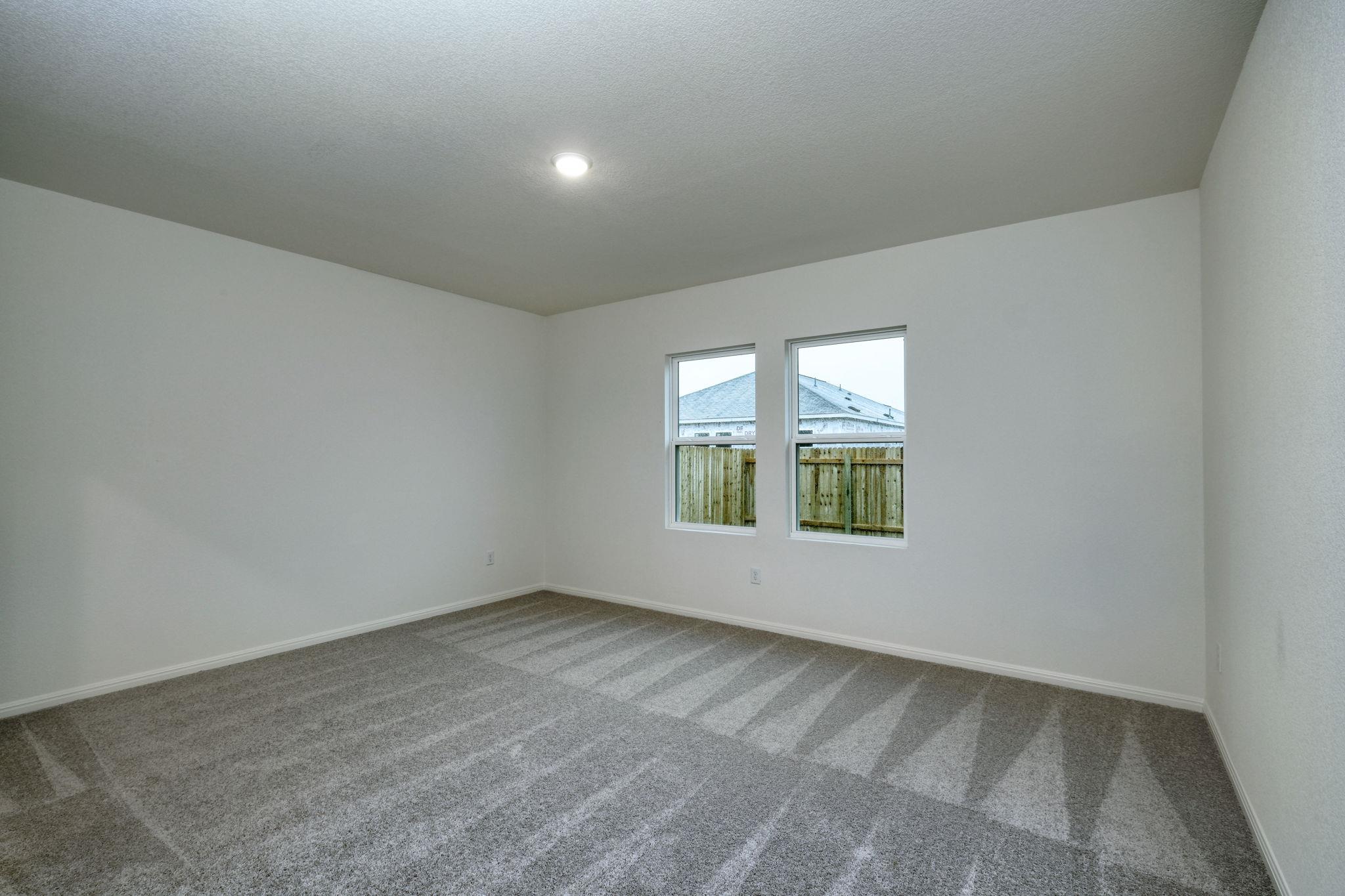 212 Wilson Springs Ln, Taylor, TX 76574