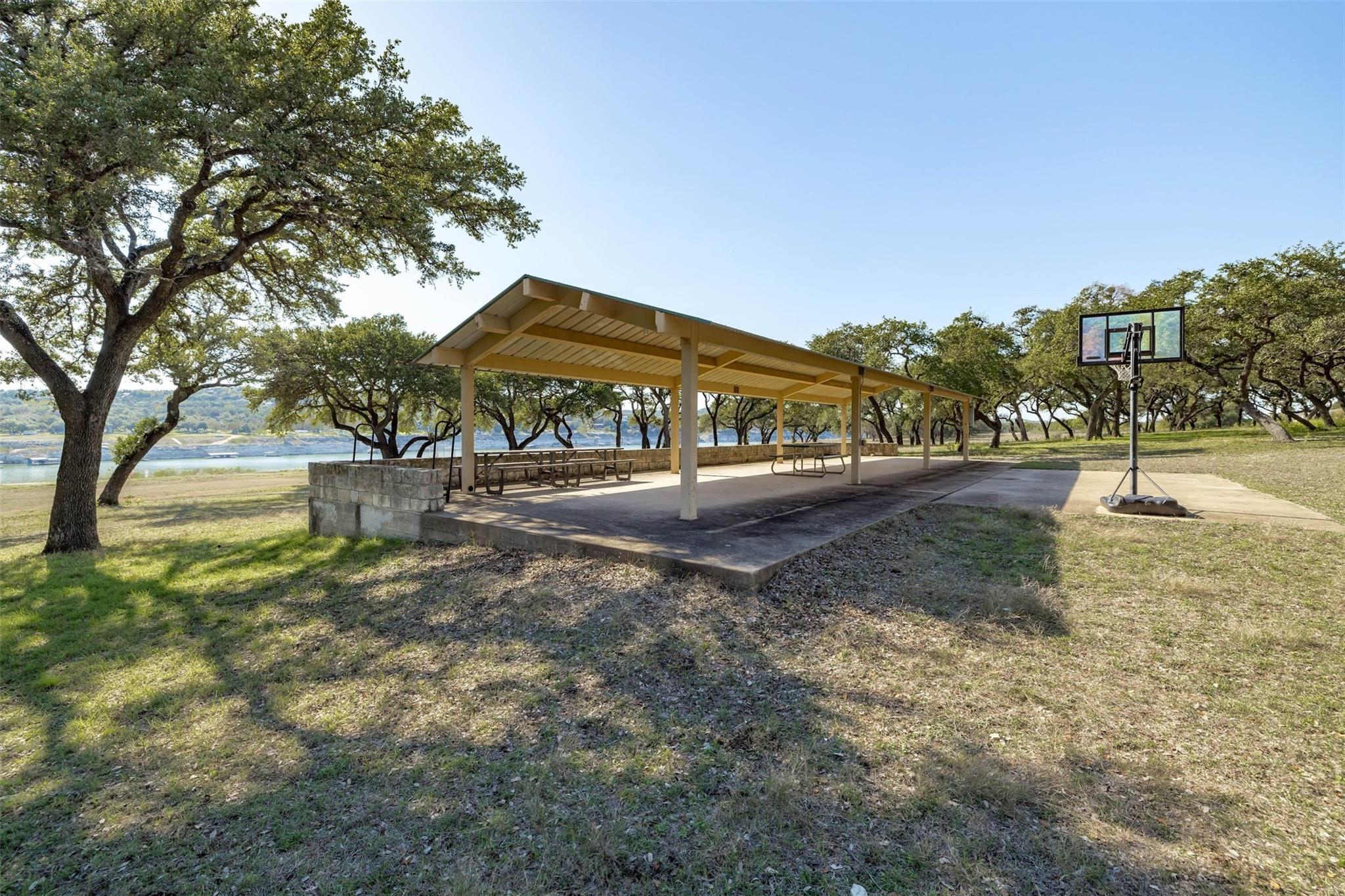 20980 Waterside Dr # 40, Lago Vista, TX 78645