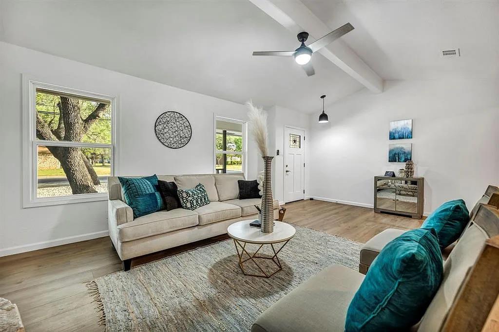 406 Lakeway Dr, Georgetown, TX 78628