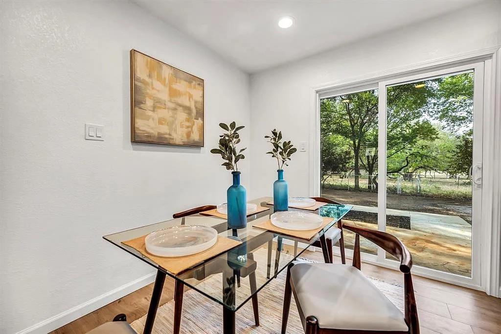 406 Lakeway Dr, Georgetown, TX 78628