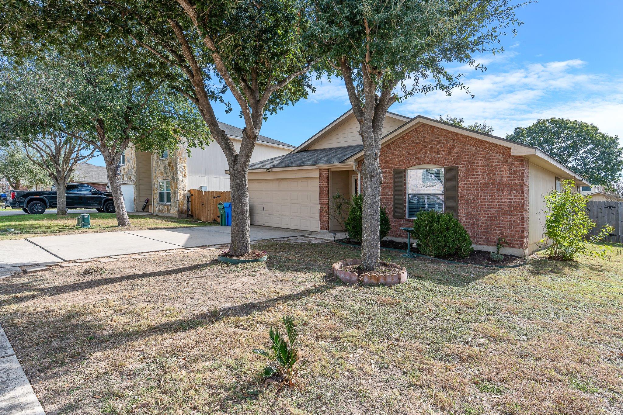 2201 Whistling Way, Taylor, TX 76574