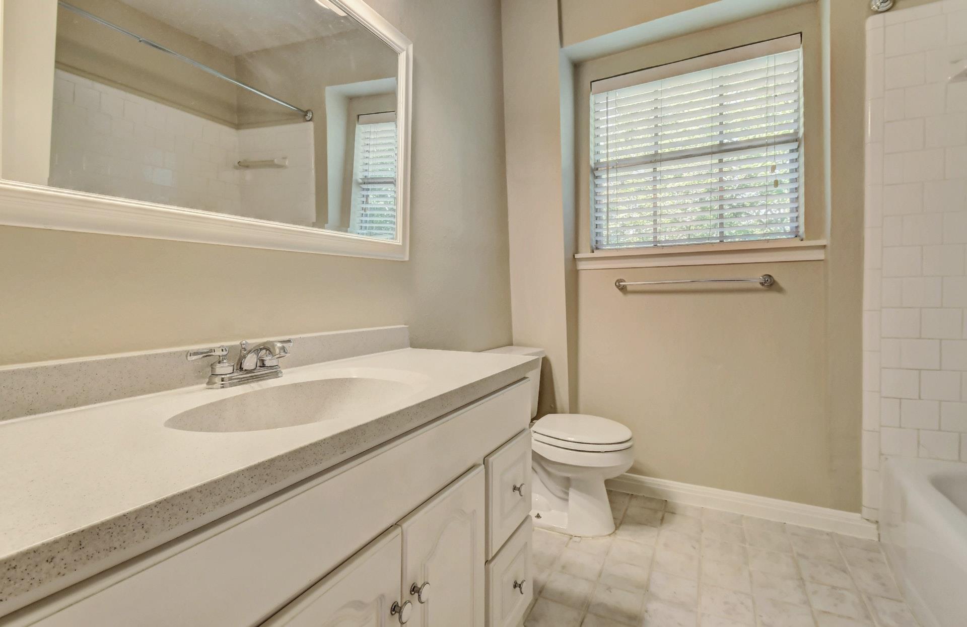 1704 E.M. Franklin Ave # Unit B, Austin, TX 78721