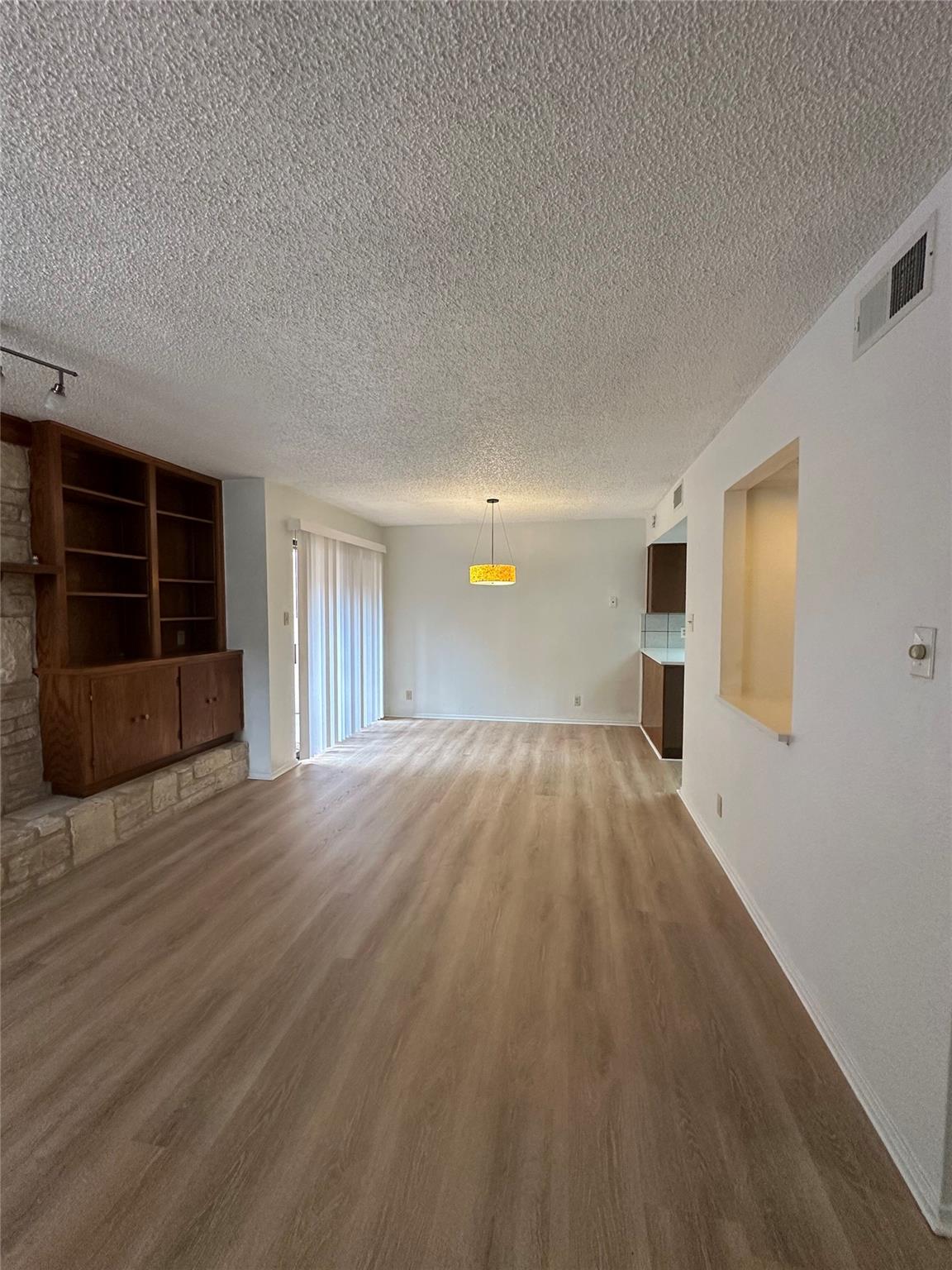 8418 Fathom Cir # D401, Austin, TX 78750