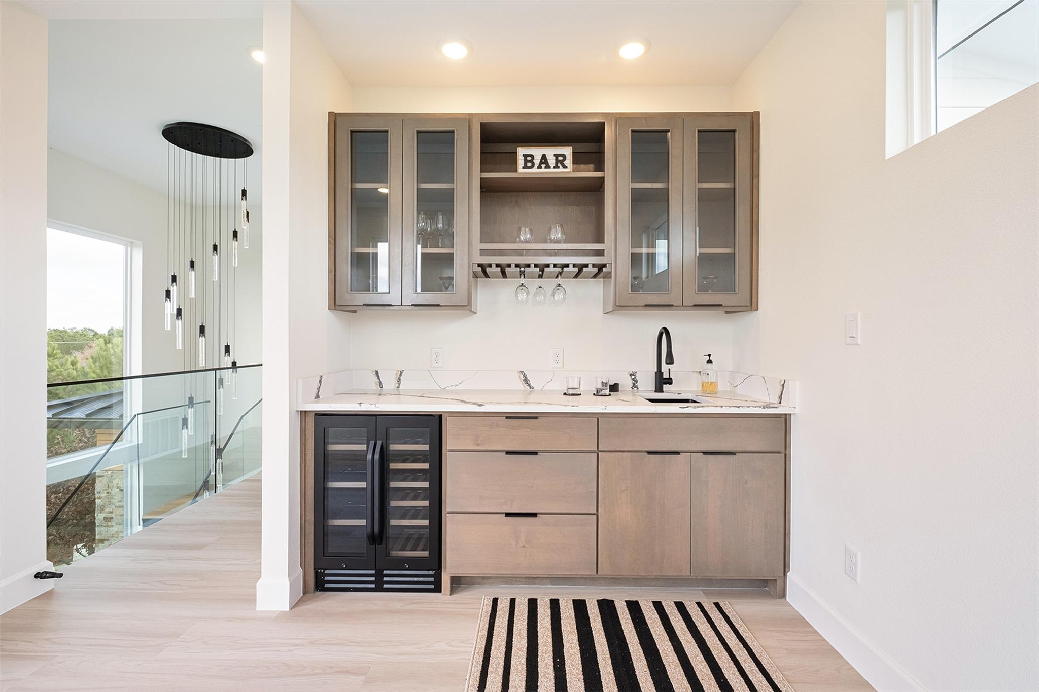 182 Lakeside Dr, Bastrop, TX 78602