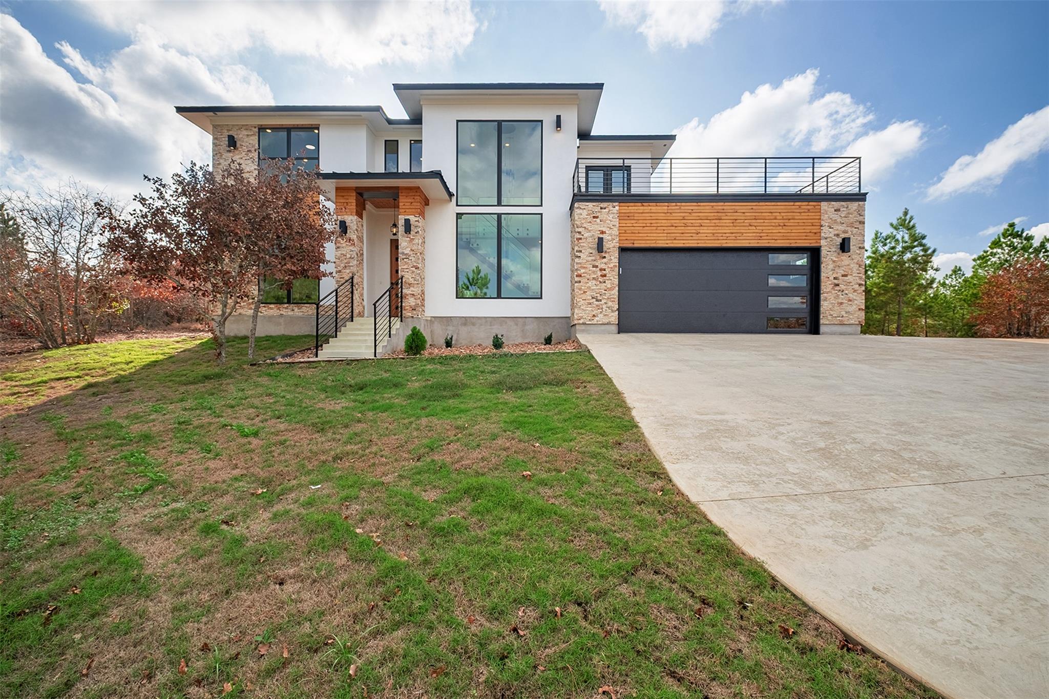 182 Lakeside Dr, Bastrop, TX 78602